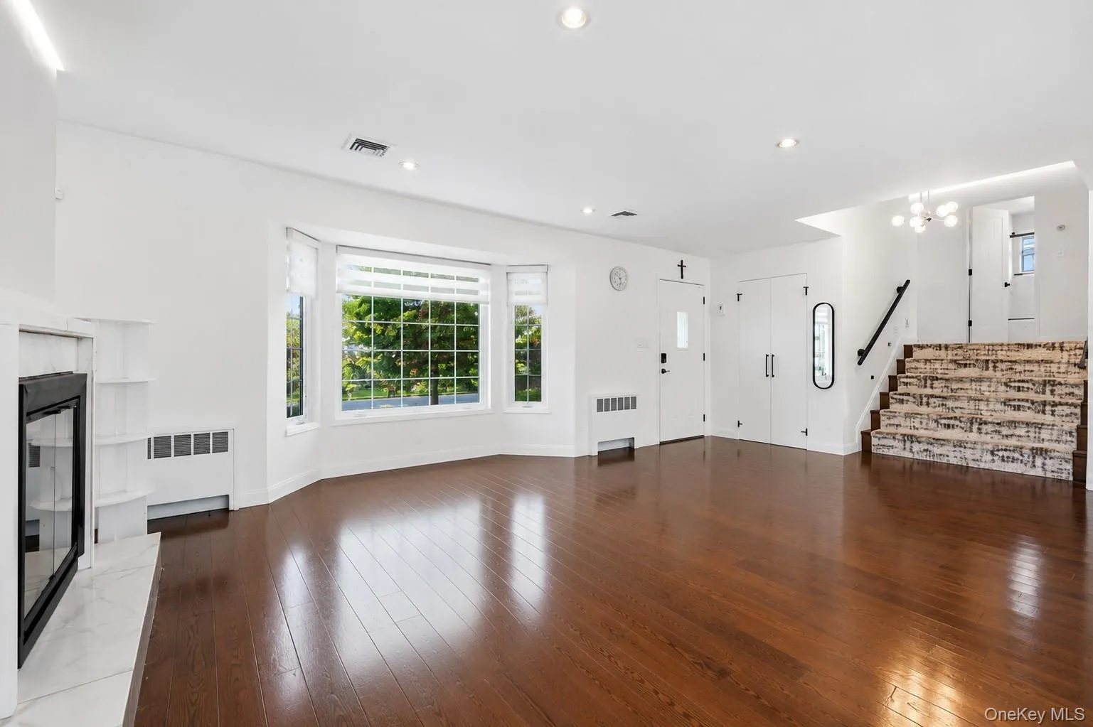 38 Birchwood Park Drive, Oyster Bay, NY, 3 Bedrooms Bedrooms, 7 Rooms Rooms,2 BathroomsBathrooms,Residential Lease,For Rent,Birchwood Park,0,1026671 38 Birchwood Park Drive, Oyster Bay, NY, 3 Bedrooms Bedrooms, 7 Rooms Rooms,2 BathroomsBathrooms,Residential Lease,For Rent,Birchwood Park,0,1026671