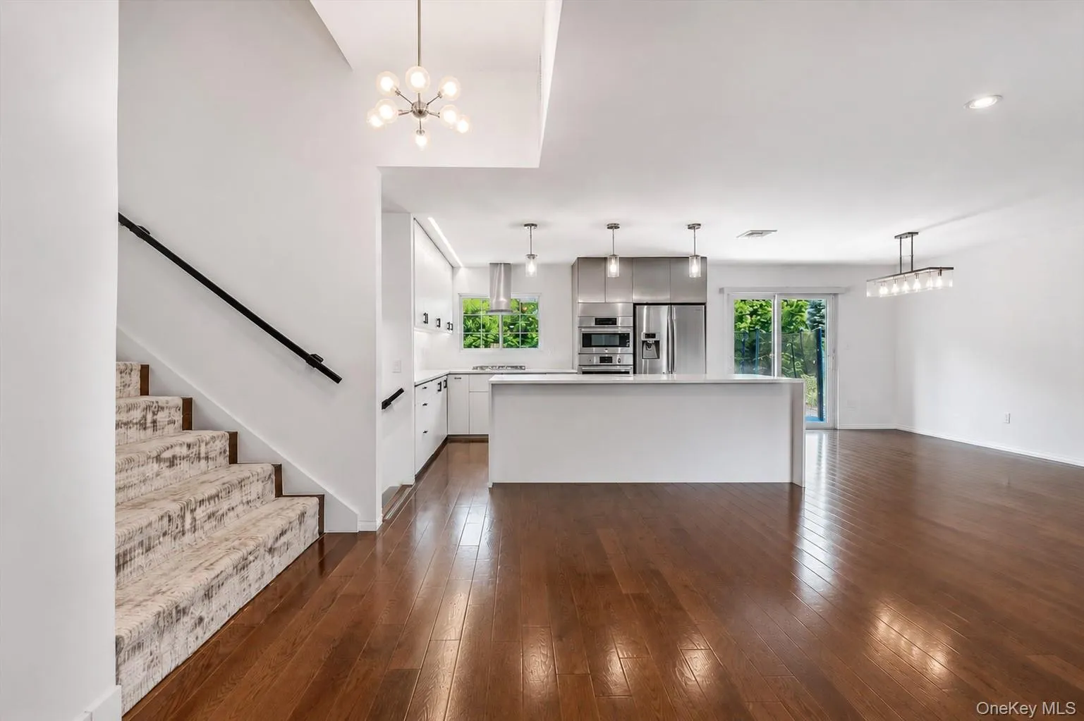 38 Birchwood Park Drive, Oyster Bay, NY, 3 Bedrooms Bedrooms, 7 Rooms Rooms,2 BathroomsBathrooms,Residential Lease,For Rent,Birchwood Park,0,1026671 38 Birchwood Park Drive, Oyster Bay, NY, 3 Bedrooms Bedrooms, 7 Rooms Rooms,2 BathroomsBathrooms,Residential Lease,For Rent,Birchwood Park,0,1026671