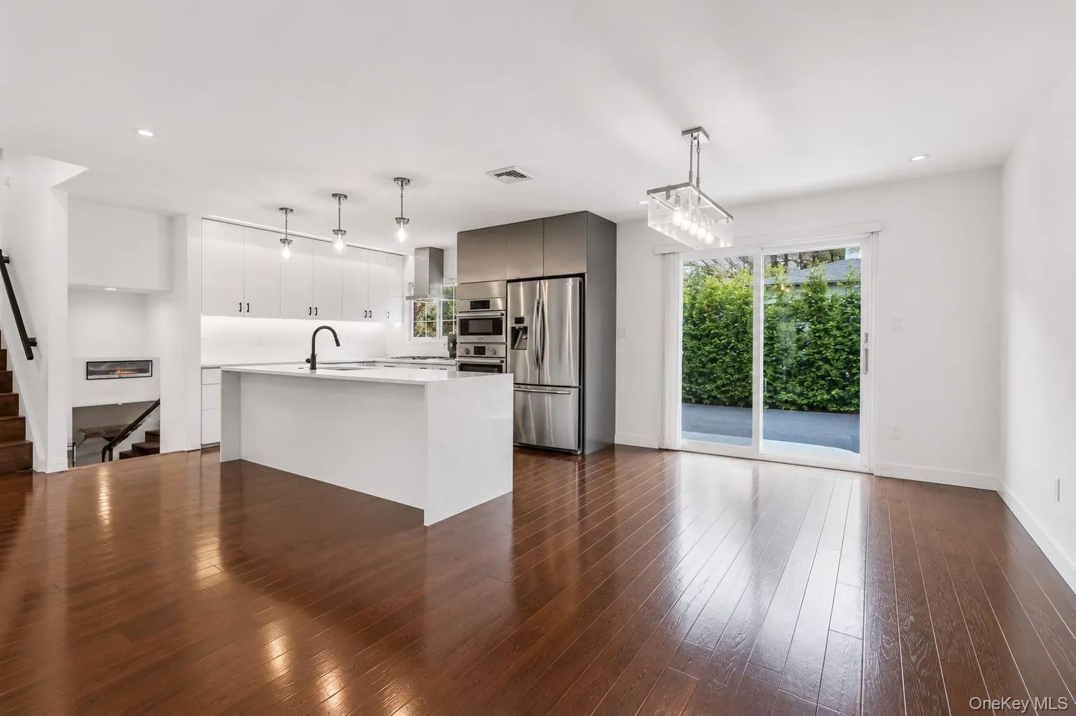 38 Birchwood Park Drive, Oyster Bay, NY, 3 Bedrooms Bedrooms, 7 Rooms Rooms,2 BathroomsBathrooms,Residential Lease,For Rent,Birchwood Park,0,1026671 38 Birchwood Park Drive, Oyster Bay, NY, 3 Bedrooms Bedrooms, 7 Rooms Rooms,2 BathroomsBathrooms,Residential Lease,For Rent,Birchwood Park,0,1026671