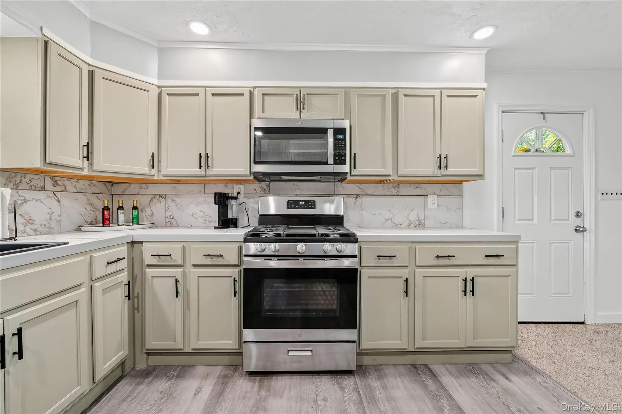 52 Mountain Avenue, Warwick (town), NY, 2 Bedrooms Bedrooms, 5 Rooms Rooms,1 BathroomBathrooms,Residential,For Rent,Mountain,0,1026685 52 Mountain Avenue, Warwick (town), NY, 2 Bedrooms Bedrooms, 5 Rooms Rooms,1 BathroomBathrooms,Residential,For Rent,Mountain,0,1026685