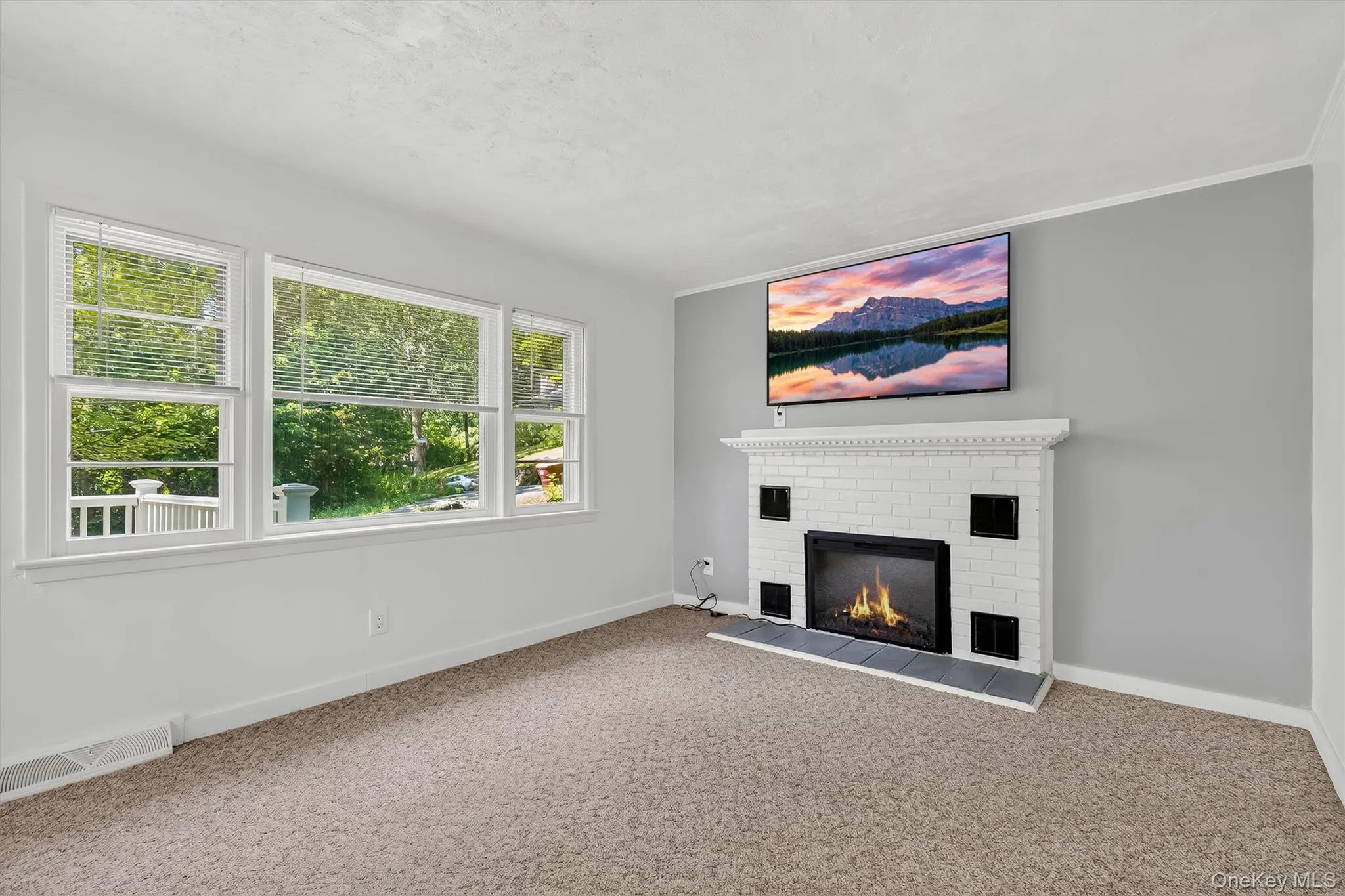 52 Mountain Avenue, Warwick (town), NY, 2 Bedrooms Bedrooms, 5 Rooms Rooms,1 BathroomBathrooms,Residential,For Rent,Mountain,0,1026685 52 Mountain Avenue, Warwick (town), NY, 2 Bedrooms Bedrooms, 5 Rooms Rooms,1 BathroomBathrooms,Residential,For Rent,Mountain,0,1026685
