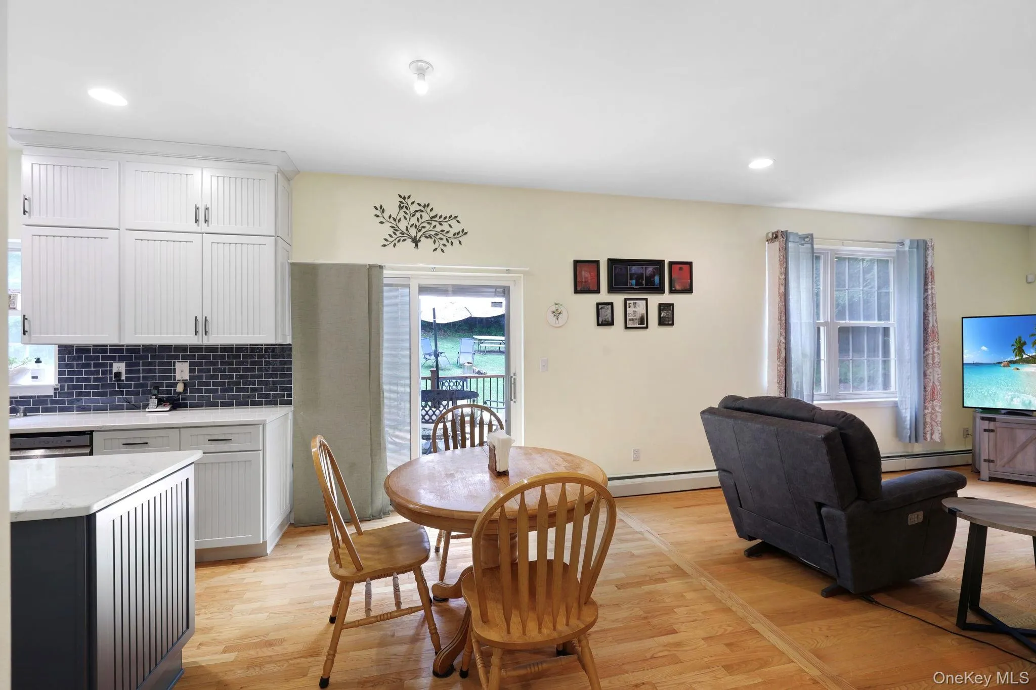 320 White Bridge Road, Middletown, NY, 4 Bedrooms Bedrooms, 11 Rooms Rooms,2 BathroomsBathrooms,Residential,For Rent,White Bridge,0,1026687 320 White Bridge Road, Middletown, NY, 4 Bedrooms Bedrooms, 11 Rooms Rooms,2 BathroomsBathrooms,Residential,For Rent,White Bridge,0,1026687