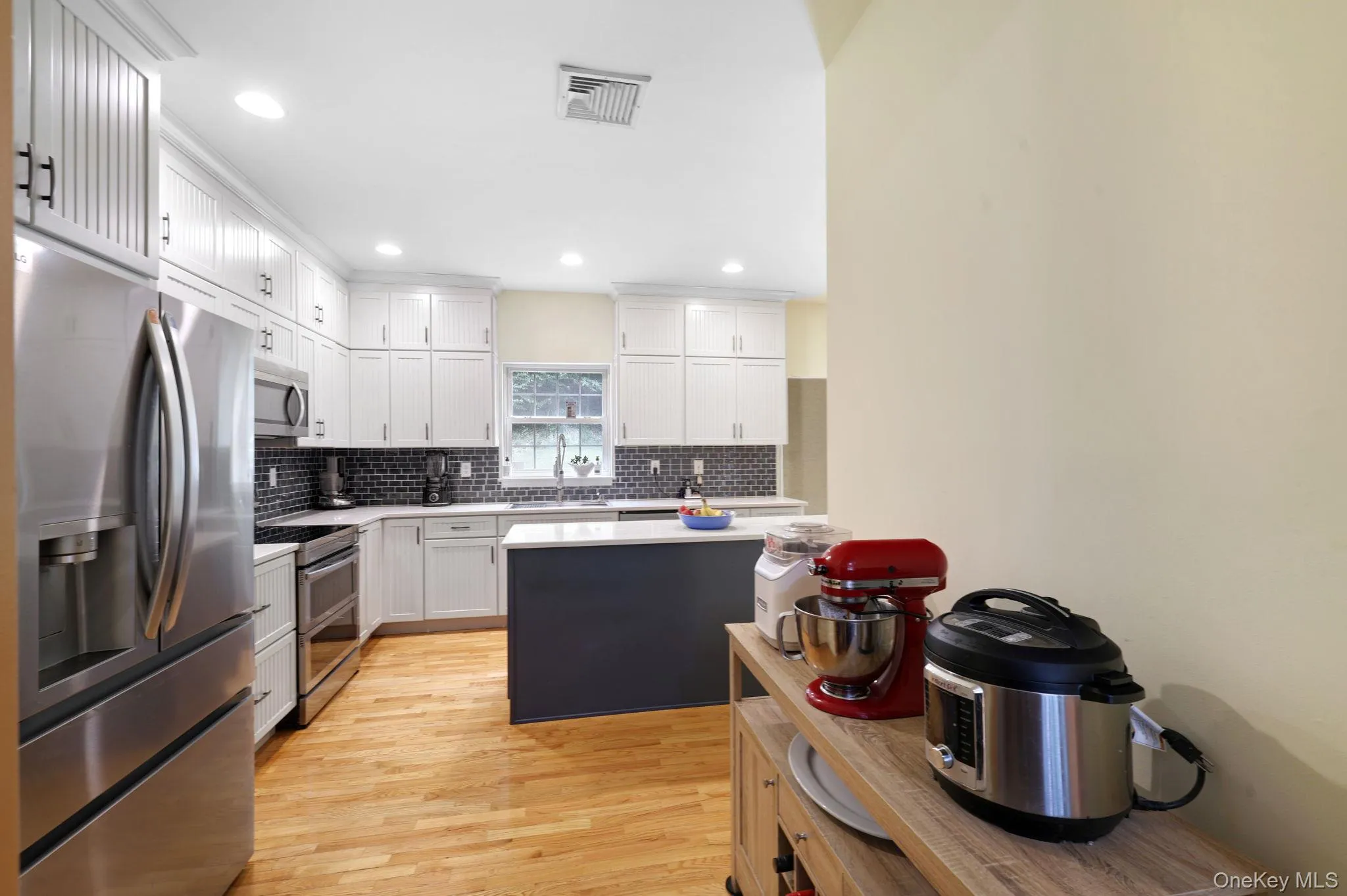 320 White Bridge Road, Middletown, NY, 4 Bedrooms Bedrooms, 11 Rooms Rooms,2 BathroomsBathrooms,Residential,For Rent,White Bridge,0,1026687 320 White Bridge Road, Middletown, NY, 4 Bedrooms Bedrooms, 11 Rooms Rooms,2 BathroomsBathrooms,Residential,For Rent,White Bridge,0,1026687