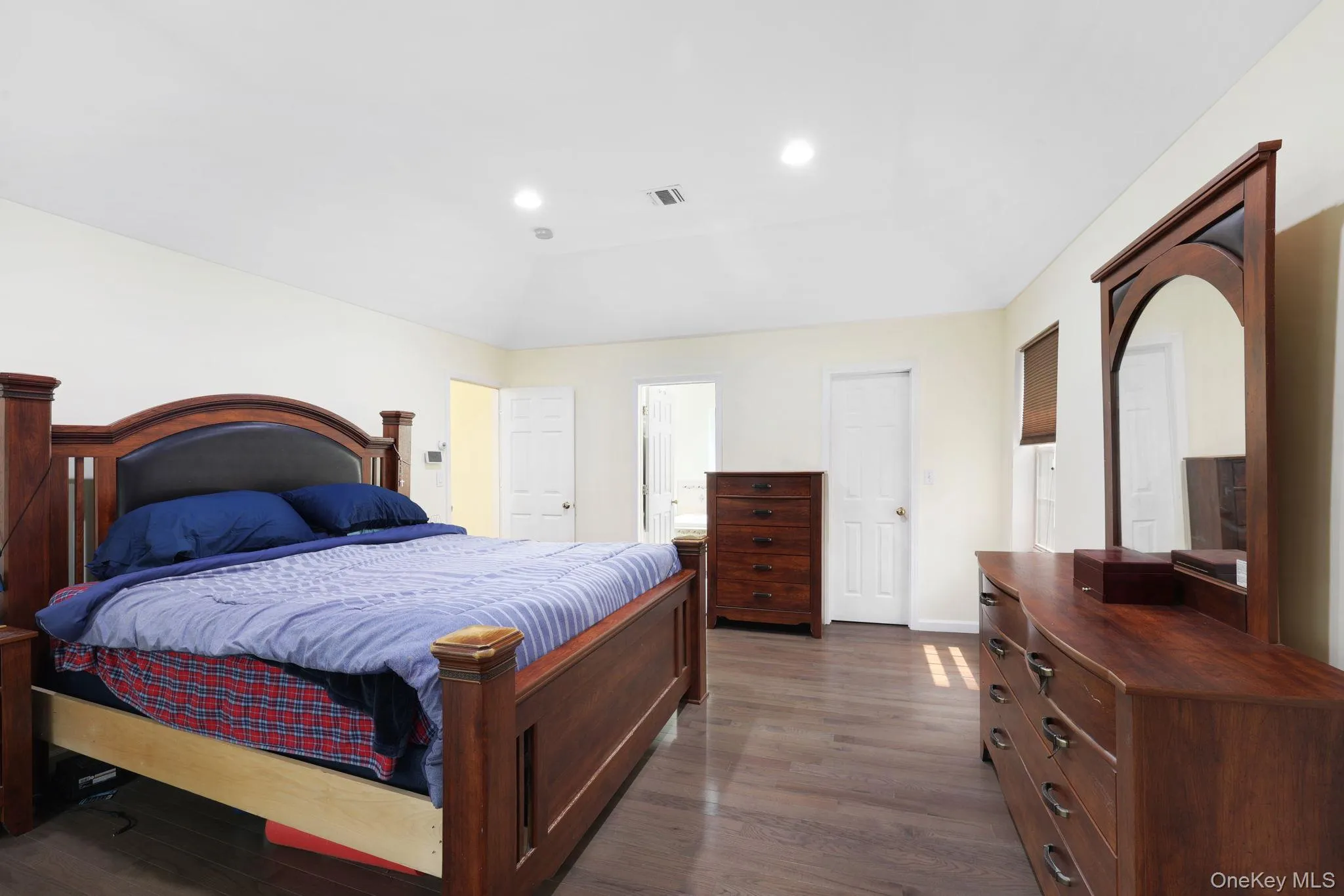 320 White Bridge Road, Middletown, NY, 4 Bedrooms Bedrooms, 11 Rooms Rooms,2 BathroomsBathrooms,Residential,For Rent,White Bridge,0,1026687 320 White Bridge Road, Middletown, NY, 4 Bedrooms Bedrooms, 11 Rooms Rooms,2 BathroomsBathrooms,Residential,For Rent,White Bridge,0,1026687