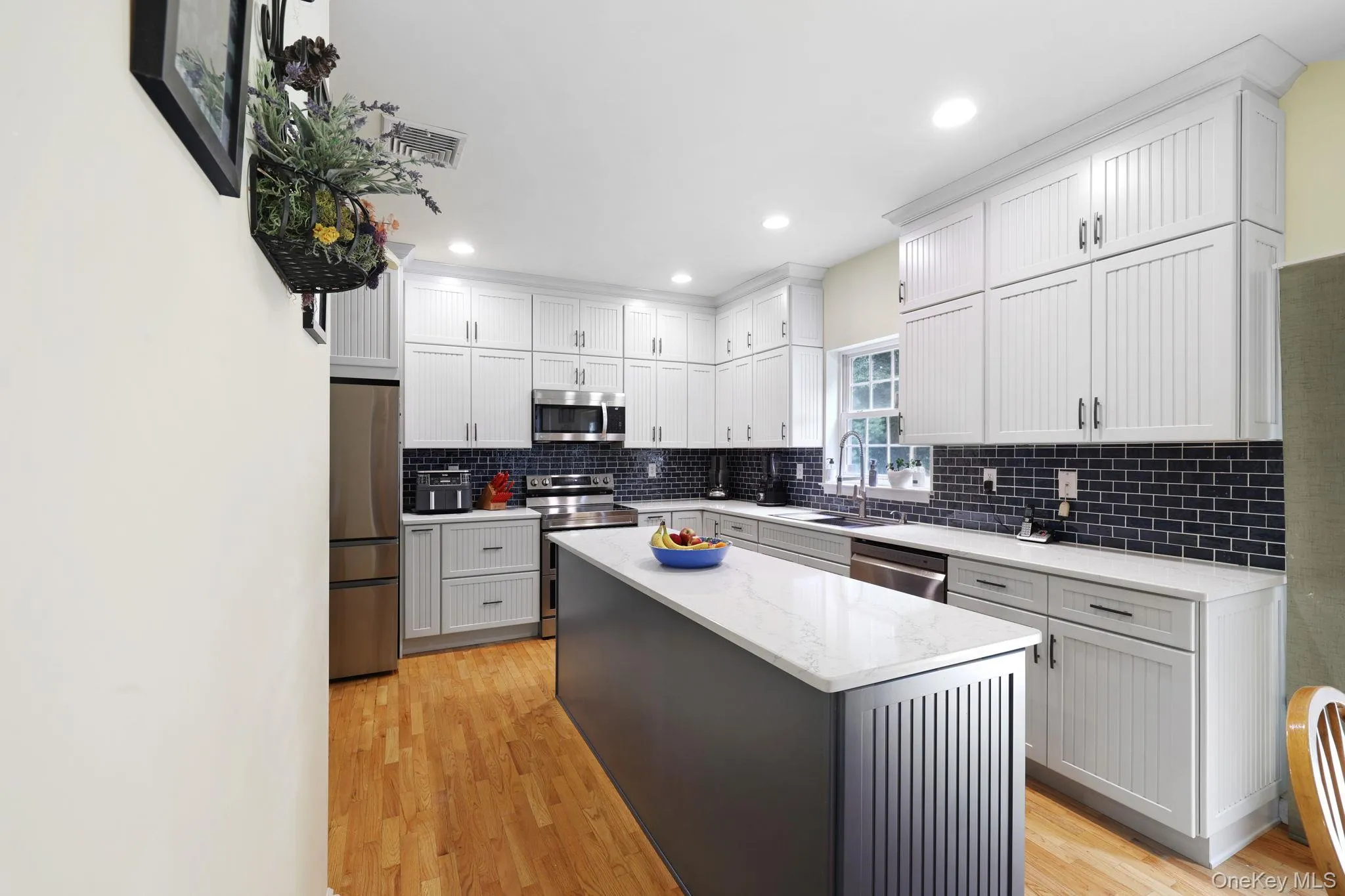 320 White Bridge Road, Middletown, NY, 4 Bedrooms Bedrooms, 11 Rooms Rooms,2 BathroomsBathrooms,Residential,For Rent,White Bridge,0,1026687 320 White Bridge Road, Middletown, NY, 4 Bedrooms Bedrooms, 11 Rooms Rooms,2 BathroomsBathrooms,Residential,For Rent,White Bridge,0,1026687