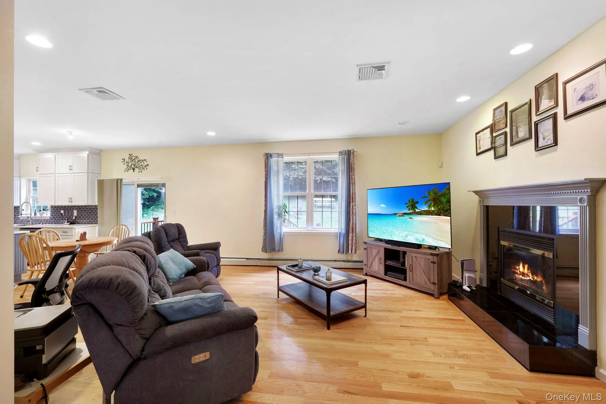 320 White Bridge Road, Middletown, NY, 4 Bedrooms Bedrooms, 11 Rooms Rooms,2 BathroomsBathrooms,Residential,For Rent,White Bridge,0,1026687 320 White Bridge Road, Middletown, NY, 4 Bedrooms Bedrooms, 11 Rooms Rooms,2 BathroomsBathrooms,Residential,For Rent,White Bridge,0,1026687