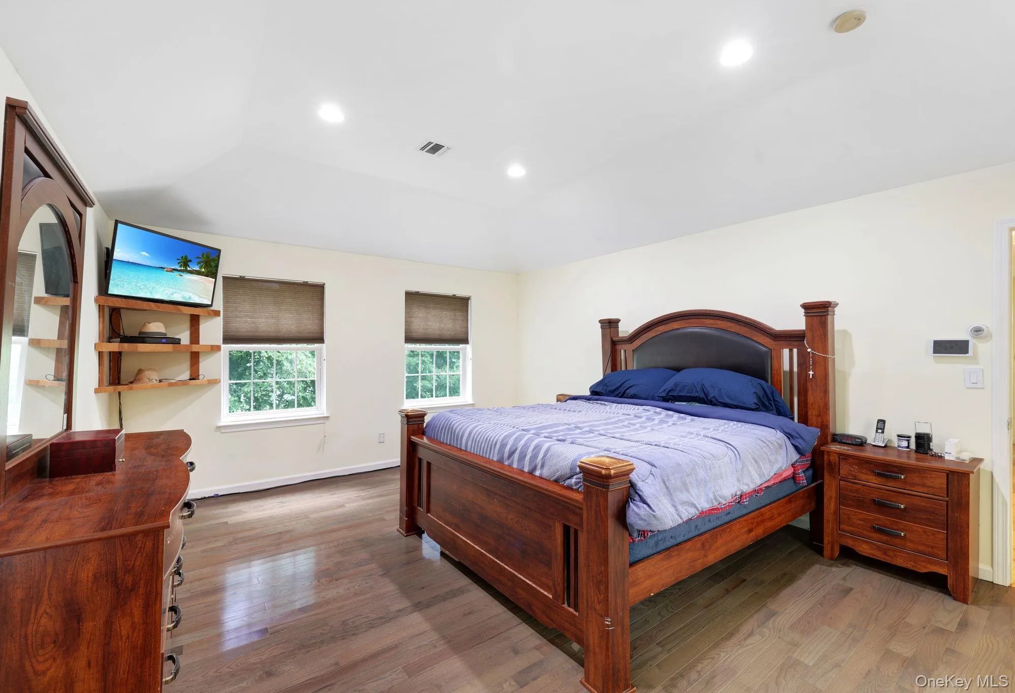 320 White Bridge Road, Middletown, NY, 4 Bedrooms Bedrooms, 11 Rooms Rooms,2 BathroomsBathrooms,Residential,For Rent,White Bridge,0,1026687 320 White Bridge Road, Middletown, NY, 4 Bedrooms Bedrooms, 11 Rooms Rooms,2 BathroomsBathrooms,Residential,For Rent,White Bridge,0,1026687