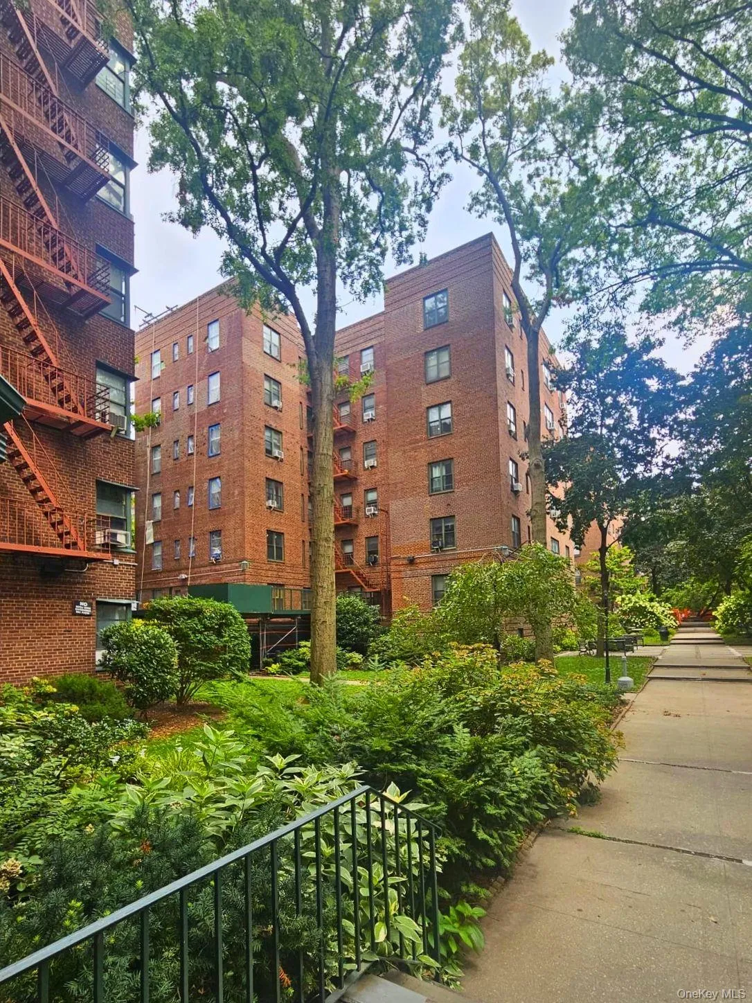 78-10 34th Avenue, New York, NY, 2 Rooms Rooms,1 BathroomBathrooms,Residential,For Rent,34th,0,1026690 78-10 34th Avenue, New York, NY, 2 Rooms Rooms,1 BathroomBathrooms,Residential,For Rent,34th,0,1026690