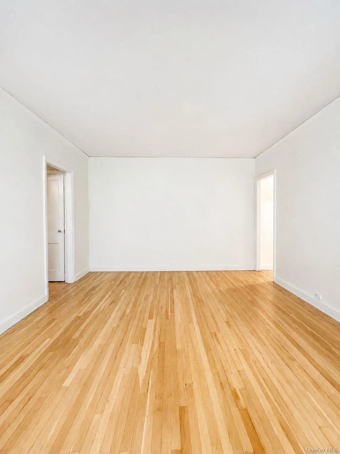 78-10 34th Avenue, New York, NY, 2 Rooms Rooms,1 BathroomBathrooms,Residential,For Rent,34th,0,1026690 78-10 34th Avenue, New York, NY, 2 Rooms Rooms,1 BathroomBathrooms,Residential,For Rent,34th,0,1026690
