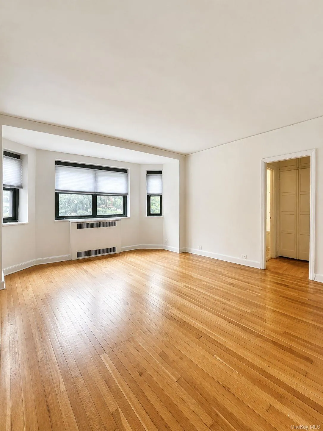 78-10 34th Avenue, New York, NY, 2 Rooms Rooms,1 BathroomBathrooms,Residential,For Rent,34th,0,1026690 78-10 34th Avenue, New York, NY, 2 Rooms Rooms,1 BathroomBathrooms,Residential,For Rent,34th,0,1026690