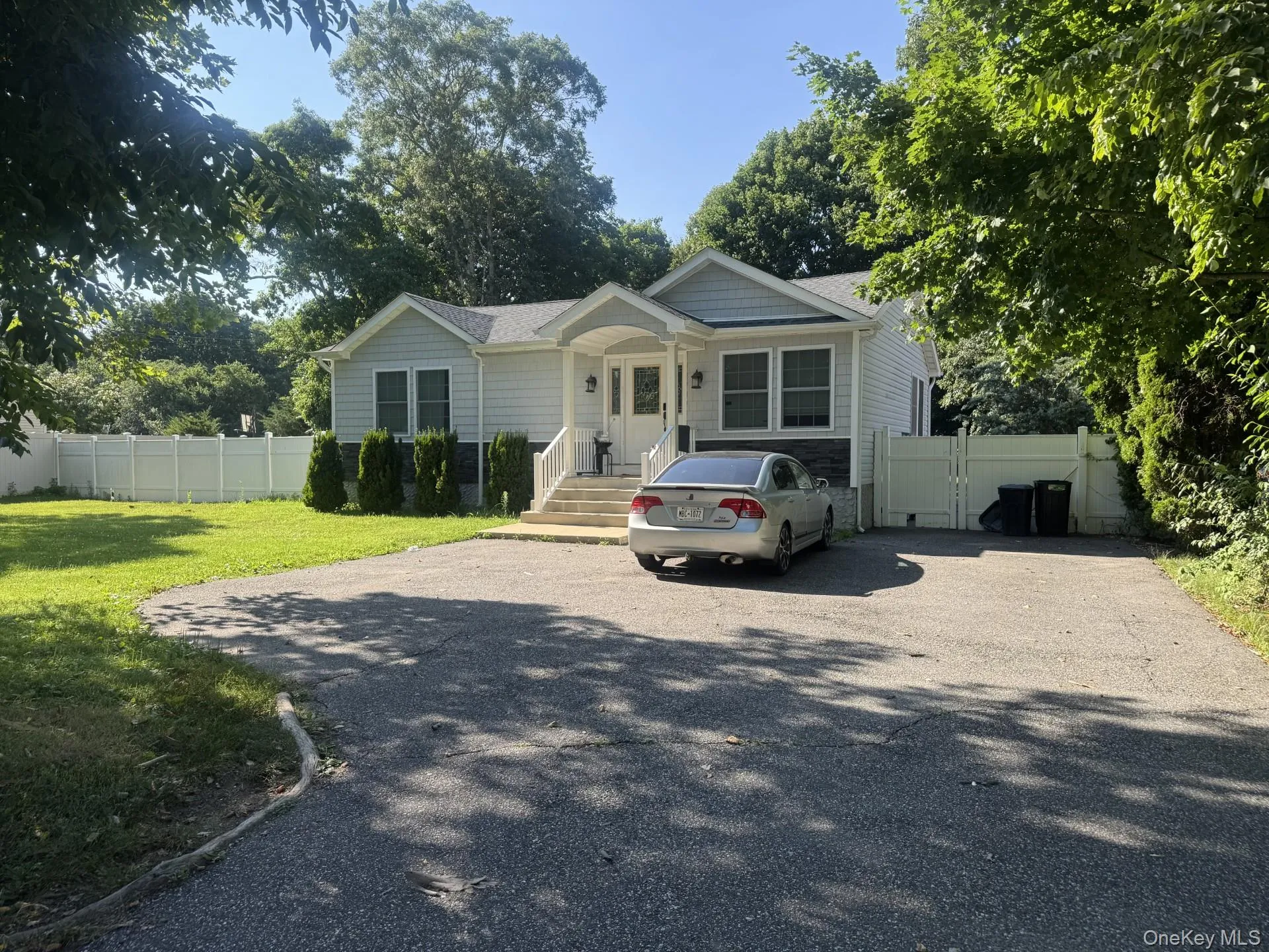 75 Gates Avenue, Islip, NY, 4 Bedrooms Bedrooms, 6 Rooms Rooms,2 BathroomsBathrooms,Residential,For Rent,Gates,0,1026693 75 Gates Avenue, Islip, NY, 4 Bedrooms Bedrooms, 6 Rooms Rooms,2 BathroomsBathrooms,Residential,For Rent,Gates,0,1026693