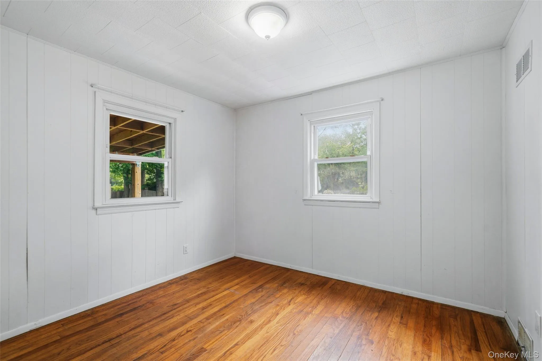35 Lake Drive, Warwick (town), NY, 4 Bedrooms Bedrooms, 9 Rooms Rooms,2 BathroomsBathrooms,Residential,For Rent,Lake,0,1026694 35 Lake Drive, Warwick (town), NY, 4 Bedrooms Bedrooms, 9 Rooms Rooms,2 BathroomsBathrooms,Residential,For Rent,Lake,0,1026694
