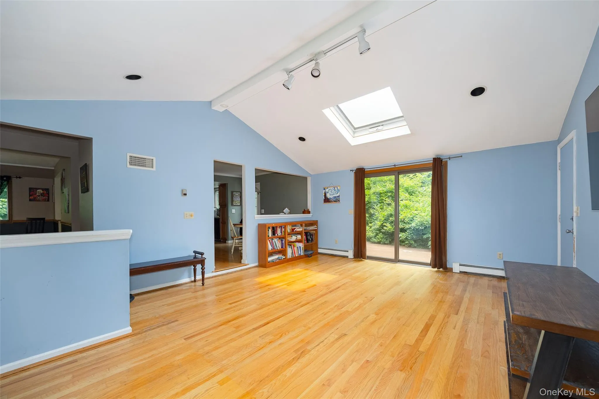 185 White Pond Road, East Fishkill, NY, 3 Bedrooms Bedrooms, 8 Rooms Rooms,2 BathroomsBathrooms,Residential,For Rent,White Pond,0,1026703 185 White Pond Road, East Fishkill, NY, 3 Bedrooms Bedrooms, 8 Rooms Rooms,2 BathroomsBathrooms,Residential,For Rent,White Pond,0,1026703