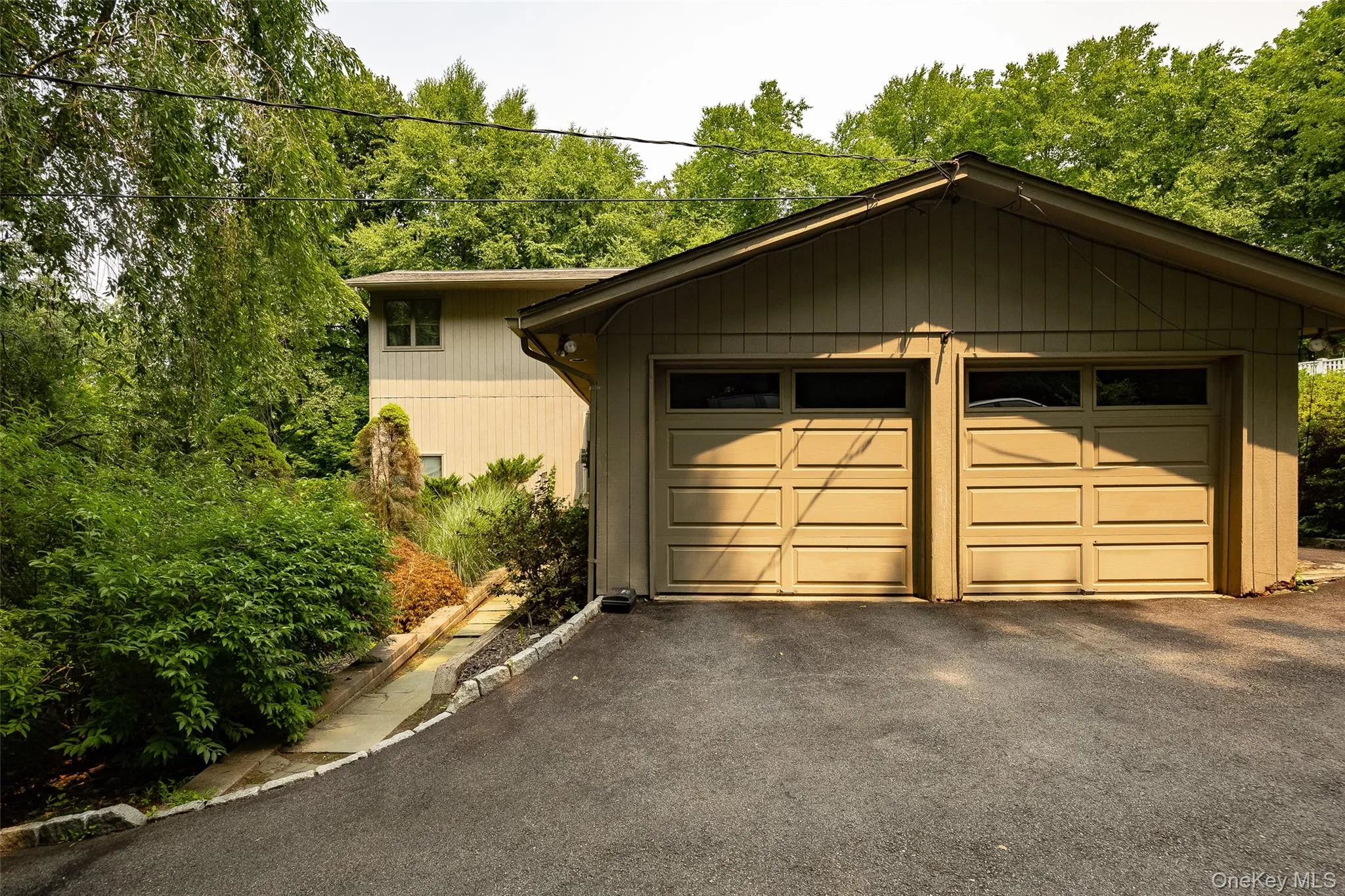 185 White Pond Road, East Fishkill, NY, 3 Bedrooms Bedrooms, 8 Rooms Rooms,2 BathroomsBathrooms,Residential,For Rent,White Pond,0,1026703 185 White Pond Road, East Fishkill, NY, 3 Bedrooms Bedrooms, 8 Rooms Rooms,2 BathroomsBathrooms,Residential,For Rent,White Pond,0,1026703