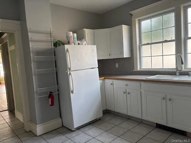 64 Maple Street, Montgomery, NY, 2 Bedrooms Bedrooms, 5 Rooms Rooms,1 BathroomBathrooms,Residential Lease,For Rent,Maple,0,1026704 64 Maple Street, Montgomery, NY, 2 Bedrooms Bedrooms, 5 Rooms Rooms,1 BathroomBathrooms,Residential Lease,For Rent,Maple,0,1026704