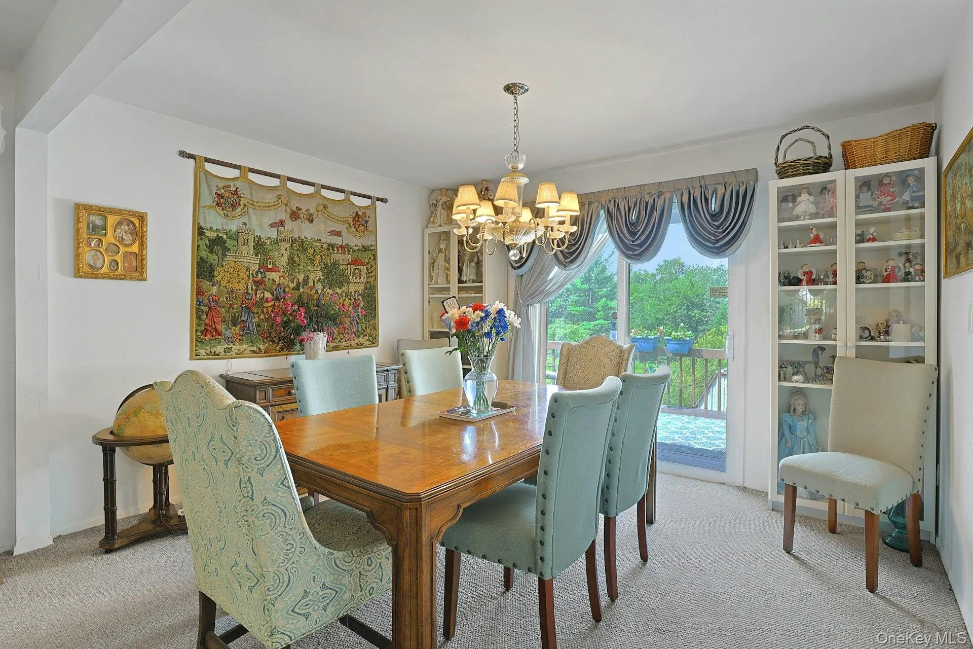 Here is the beautiful Dining area with sliding glass doors out to a very generous size deck. Here is the beautiful Dining area with sliding glass doors out to a very generous size deck.