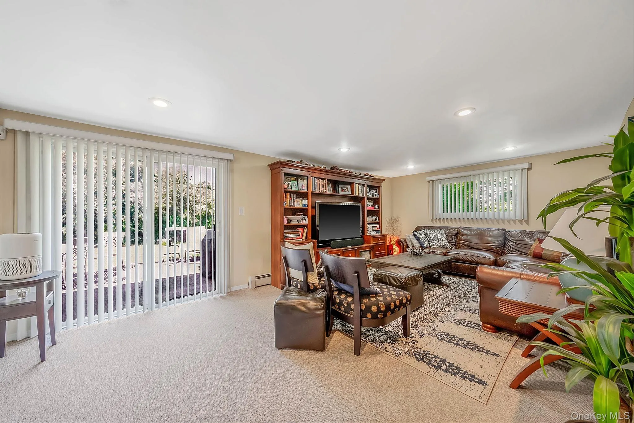 523 Livingston Street, Hempstead, NY, 3 Bedrooms Bedrooms, 6 Rooms Rooms,3 BathroomsBathrooms,Residential,For Rent,Livingston,0,1026708 523 Livingston Street, Hempstead, NY, 3 Bedrooms Bedrooms, 6 Rooms Rooms,3 BathroomsBathrooms,Residential,For Rent,Livingston,0,1026708