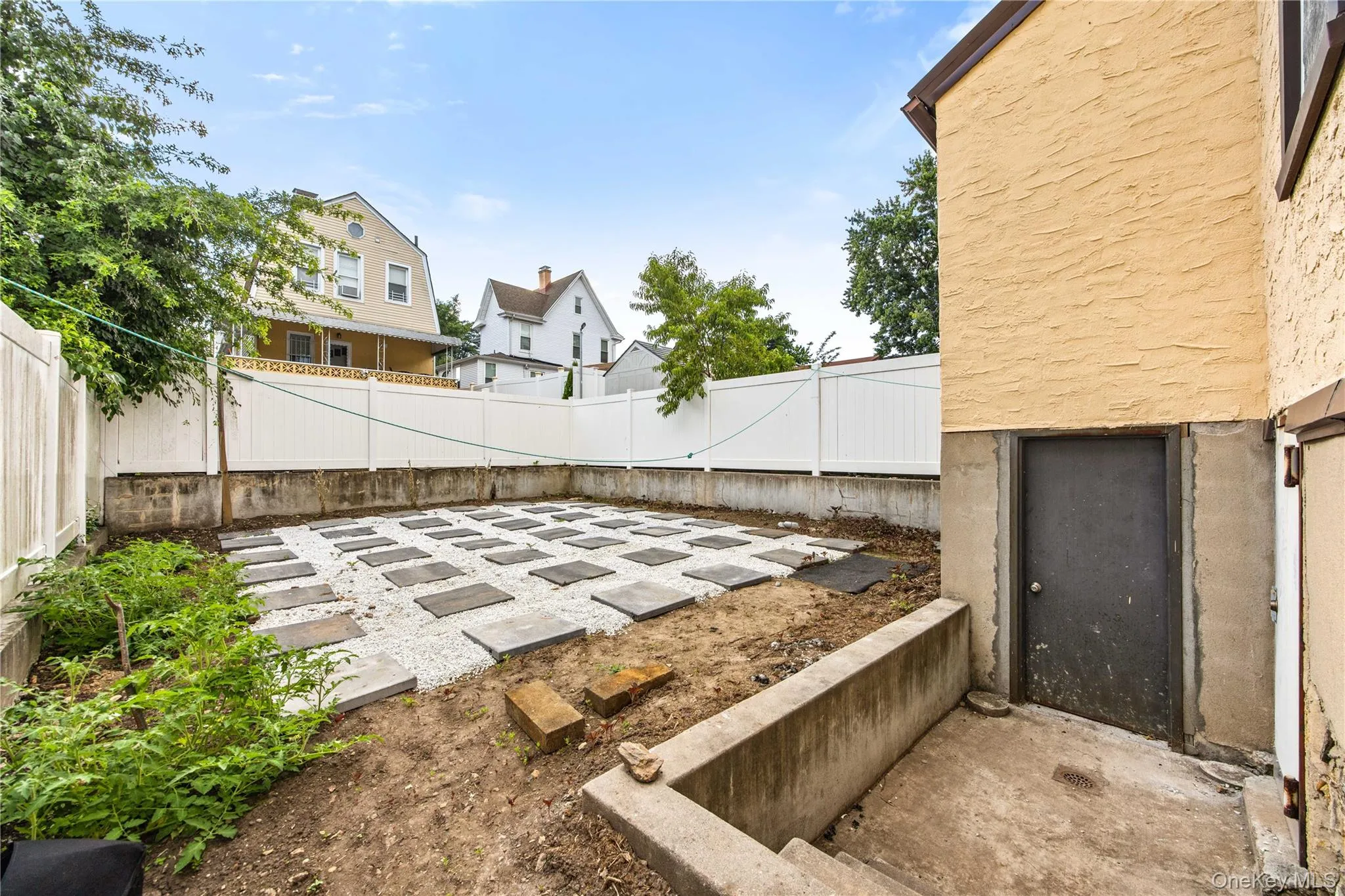 432 Bedford Avenue, Mount Vernon, NY, 4 Bedrooms Bedrooms, 8 Rooms Rooms,1 BathroomBathrooms,Residential,For Rent,Bedford,0,1026711 432 Bedford Avenue, Mount Vernon, NY, 4 Bedrooms Bedrooms, 8 Rooms Rooms,1 BathroomBathrooms,Residential,For Rent,Bedford,0,1026711