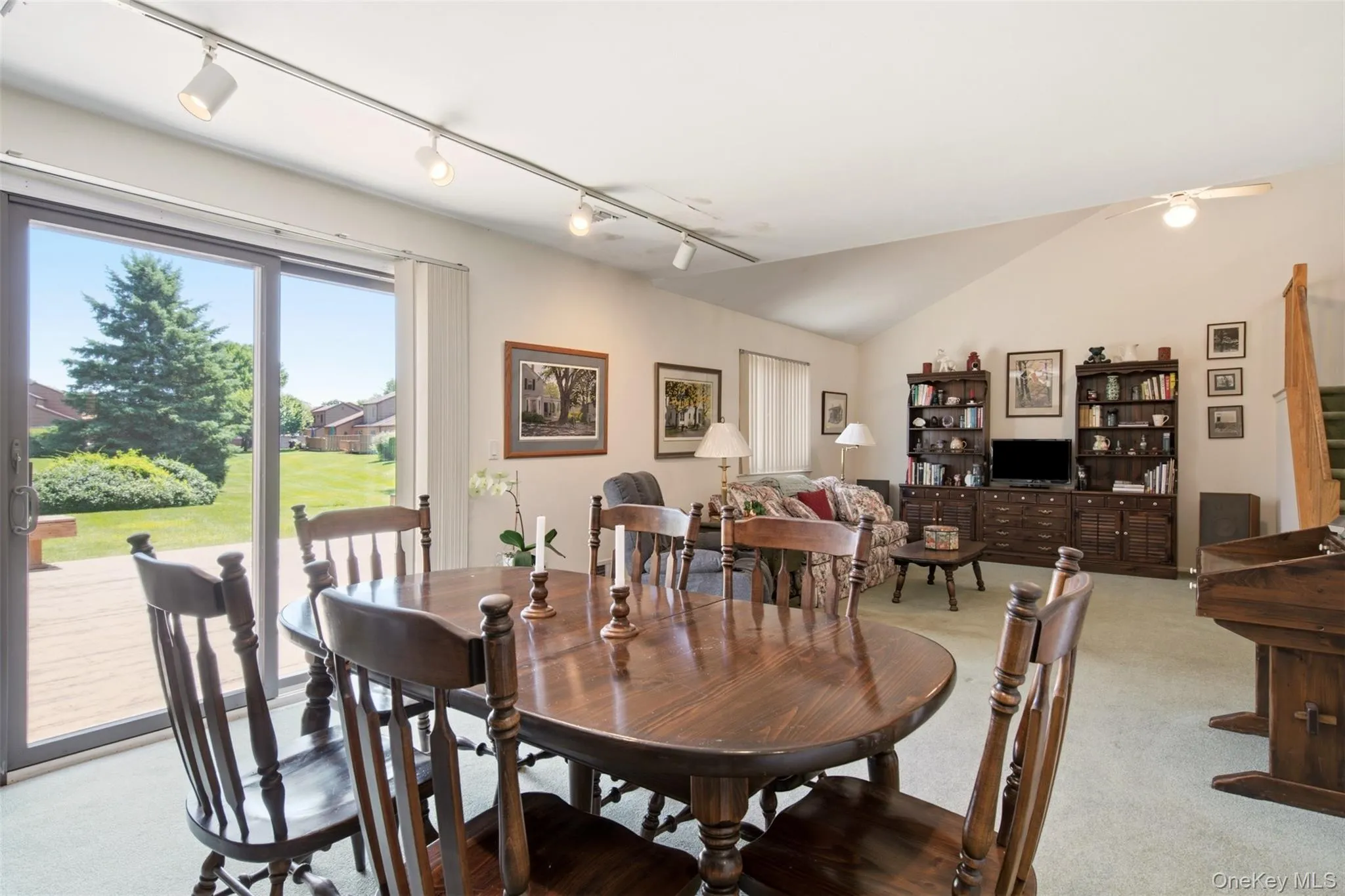113 Scarlett Drive, Smithtown, NY, 2 Bedrooms Bedrooms, 5 Rooms Rooms,2 BathroomsBathrooms,Residential,For Rent,Scarlett,0,1026712 113 Scarlett Drive, Smithtown, NY, 2 Bedrooms Bedrooms, 5 Rooms Rooms,2 BathroomsBathrooms,Residential,For Rent,Scarlett,0,1026712