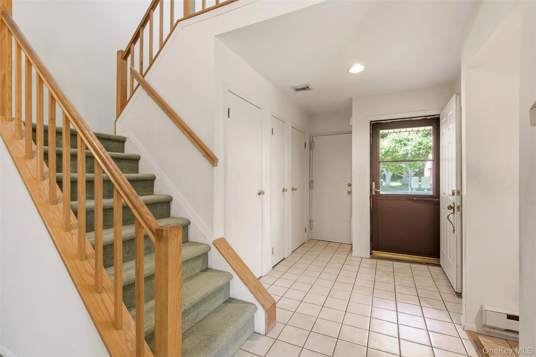 113 Scarlett Drive, Smithtown, NY, 2 Bedrooms Bedrooms, 5 Rooms Rooms,2 BathroomsBathrooms,Residential,For Rent,Scarlett,0,1026712 113 Scarlett Drive, Smithtown, NY, 2 Bedrooms Bedrooms, 5 Rooms Rooms,2 BathroomsBathrooms,Residential,For Rent,Scarlett,0,1026712