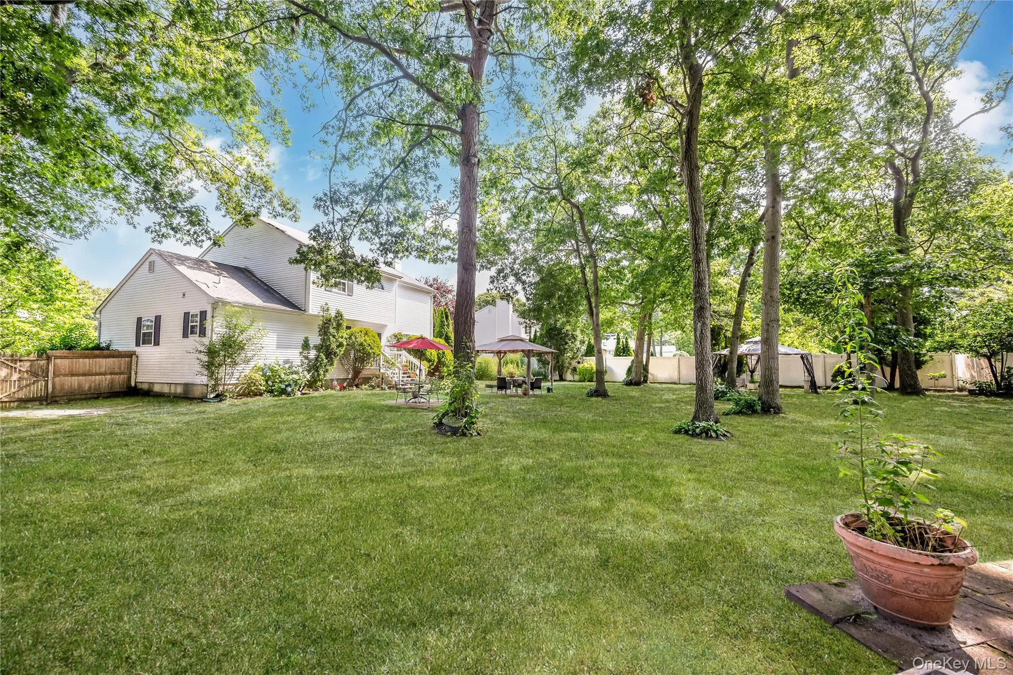 10 Gaetano Lane, Brookhaven, NY, 3 Bedrooms Bedrooms, 7 Rooms Rooms,3 BathroomsBathrooms,Residential,For Rent,Gaetano,0,1026713 10 Gaetano Lane, Brookhaven, NY, 3 Bedrooms Bedrooms, 7 Rooms Rooms,3 BathroomsBathrooms,Residential,For Rent,Gaetano,0,1026713