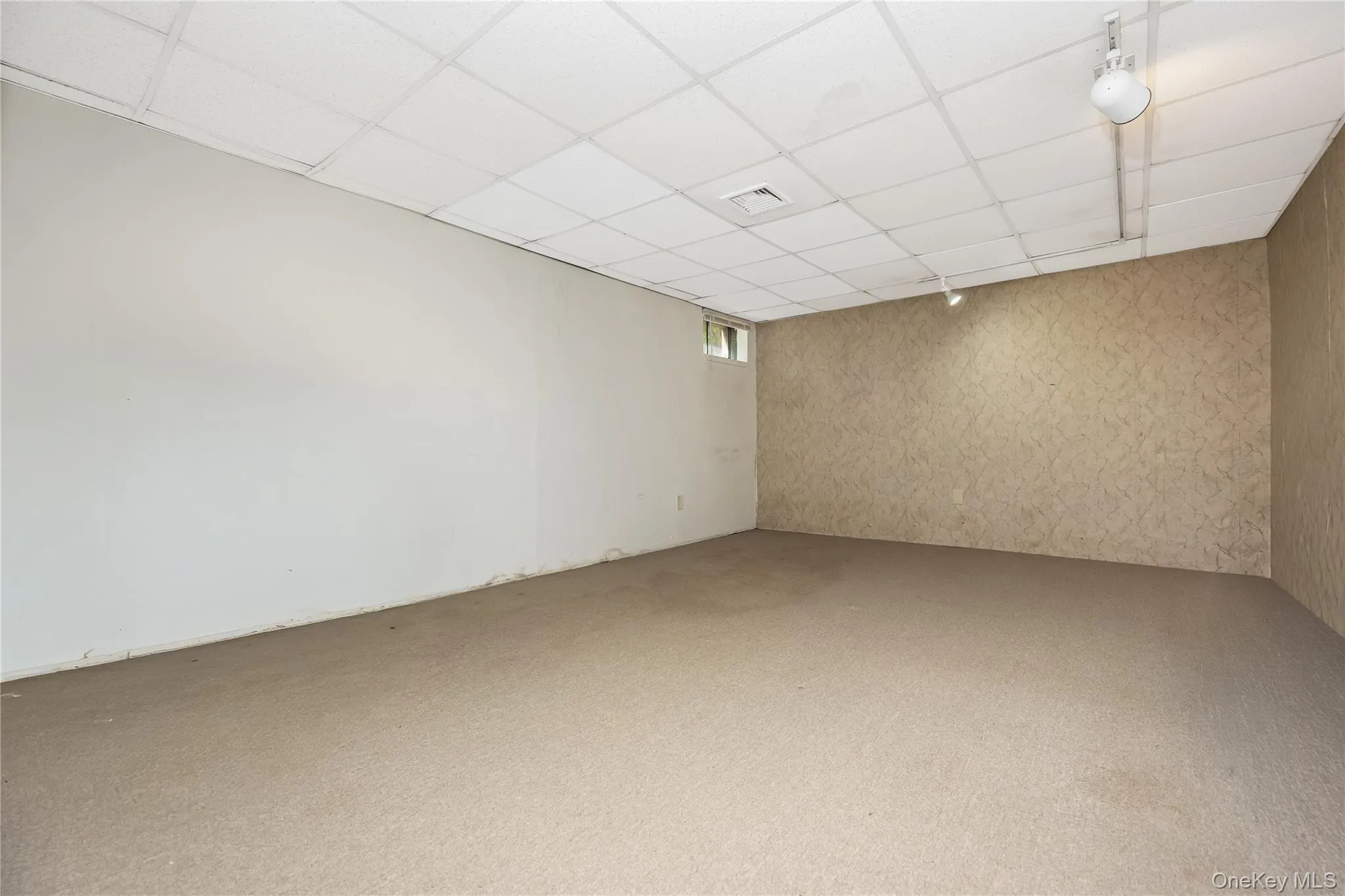 10 Gaetano Lane, Brookhaven, NY, 3 Bedrooms Bedrooms, 7 Rooms Rooms,3 BathroomsBathrooms,Residential,For Rent,Gaetano,0,1026713 10 Gaetano Lane, Brookhaven, NY, 3 Bedrooms Bedrooms, 7 Rooms Rooms,3 BathroomsBathrooms,Residential,For Rent,Gaetano,0,1026713