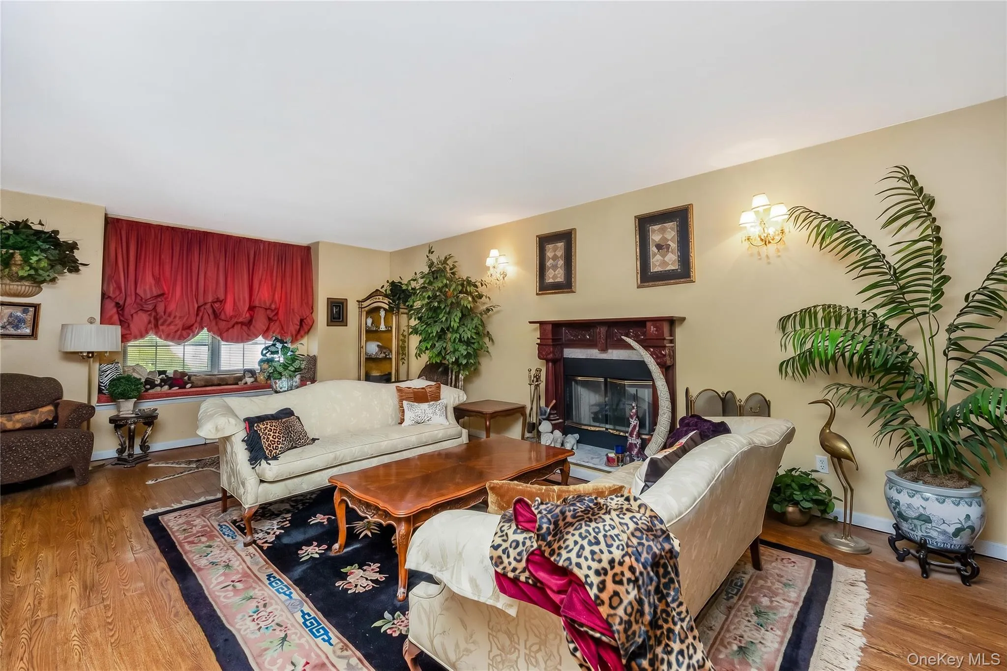 10 Gaetano Lane, Brookhaven, NY, 3 Bedrooms Bedrooms, 7 Rooms Rooms,3 BathroomsBathrooms,Residential,For Rent,Gaetano,0,1026713 10 Gaetano Lane, Brookhaven, NY, 3 Bedrooms Bedrooms, 7 Rooms Rooms,3 BathroomsBathrooms,Residential,For Rent,Gaetano,0,1026713