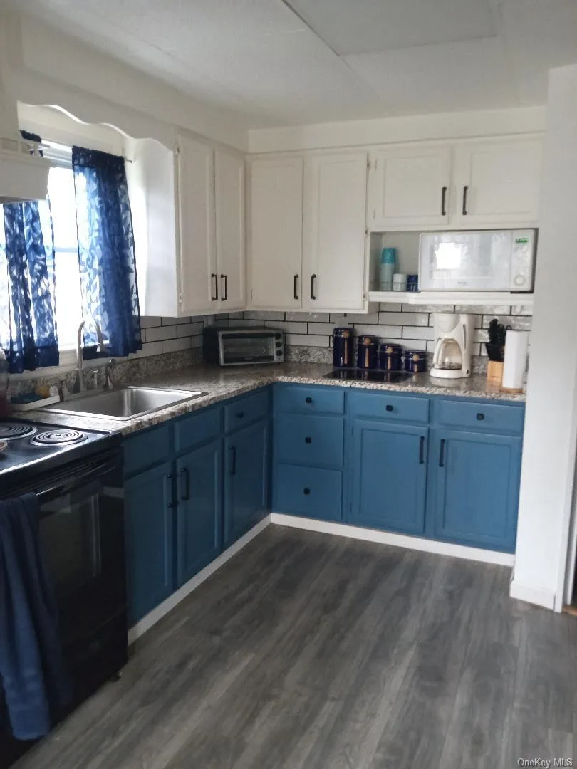 1207 Slabey Avenue, Hempstead, NY, 4 Bedrooms Bedrooms, 8 Rooms Rooms,1 BathroomBathrooms,Residential,For Rent,Slabey,0,1026718 1207 Slabey Avenue, Hempstead, NY, 4 Bedrooms Bedrooms, 8 Rooms Rooms,1 BathroomBathrooms,Residential,For Rent,Slabey,0,1026718