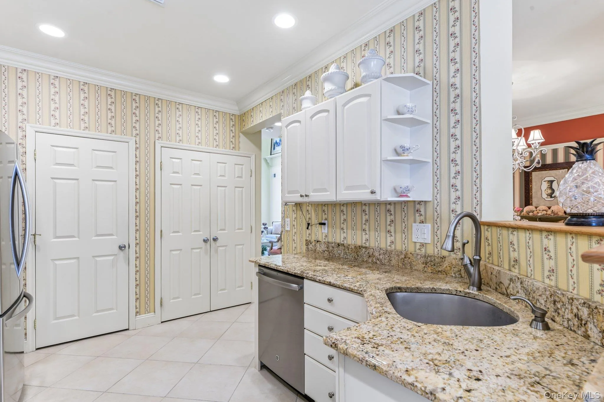 107 Kettles Lane, Brookhaven, NY, 2 Bedrooms Bedrooms, 8 Rooms Rooms,2 BathroomsBathrooms,Residential,For Rent,Kettles,0,1026723 107 Kettles Lane, Brookhaven, NY, 2 Bedrooms Bedrooms, 8 Rooms Rooms,2 BathroomsBathrooms,Residential,For Rent,Kettles,0,1026723