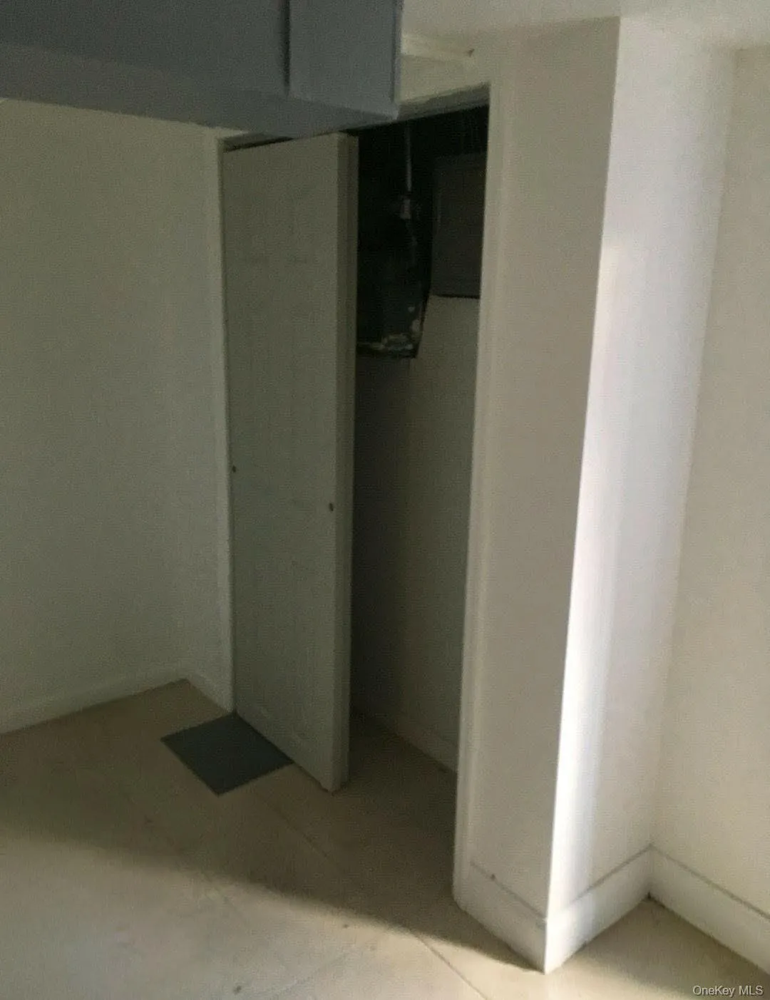 1281 223rd Street, New York, NY, 3 Bedrooms Bedrooms, 1 Room Rooms,3 BathroomsBathrooms,Residential,For Rent,223rd,0,1026727 1281 223rd Street, New York, NY, 3 Bedrooms Bedrooms, 1 Room Rooms,3 BathroomsBathrooms,Residential,For Rent,223rd,0,1026727