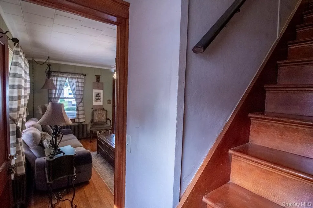 1 Carnation Avenue, Wawarsing, NY, 3 Bedrooms Bedrooms, 5 Rooms Rooms,1 BathroomBathrooms,Residential,For Rent,Carnation,0,1026731 1 Carnation Avenue, Wawarsing, NY, 3 Bedrooms Bedrooms, 5 Rooms Rooms,1 BathroomBathrooms,Residential,For Rent,Carnation,0,1026731