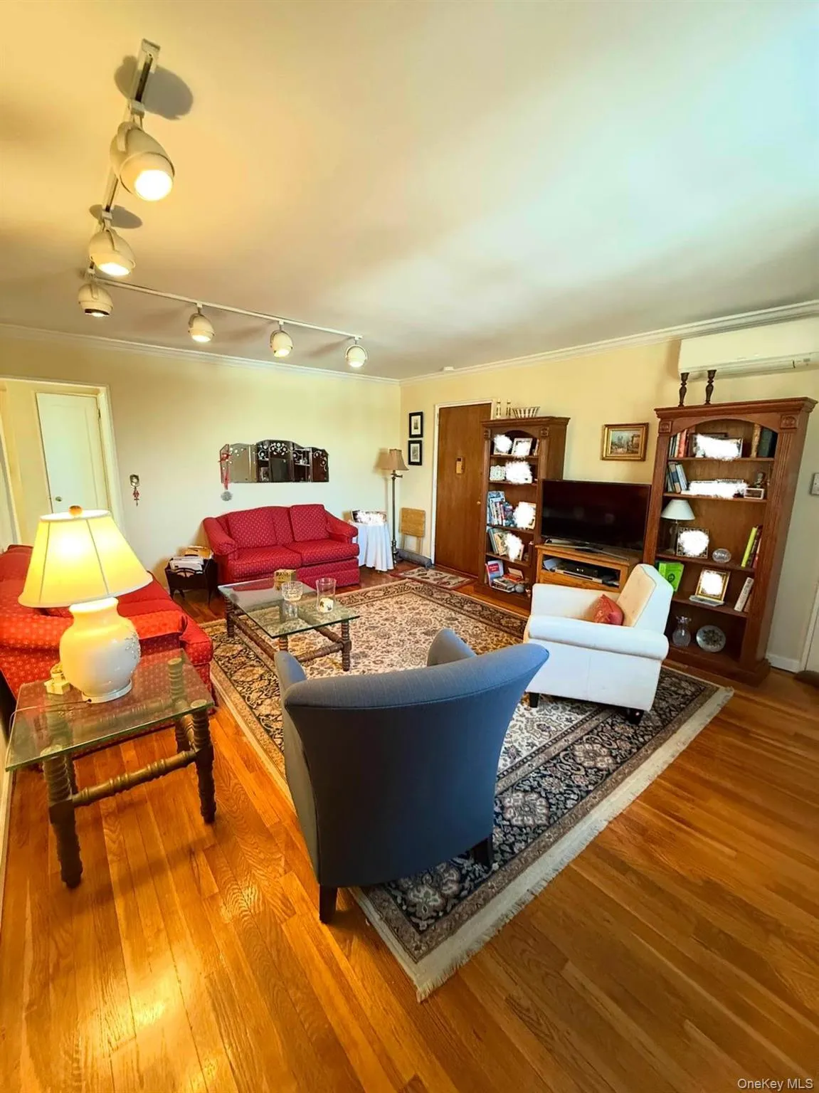25104 63rd Avenue, New York, NY, 3 Bedrooms Bedrooms, 5 Rooms Rooms,1 BathroomBathrooms,Residential,For Rent,63rd,0,1026733 25104 63rd Avenue, New York, NY, 3 Bedrooms Bedrooms, 5 Rooms Rooms,1 BathroomBathrooms,Residential,For Rent,63rd,0,1026733