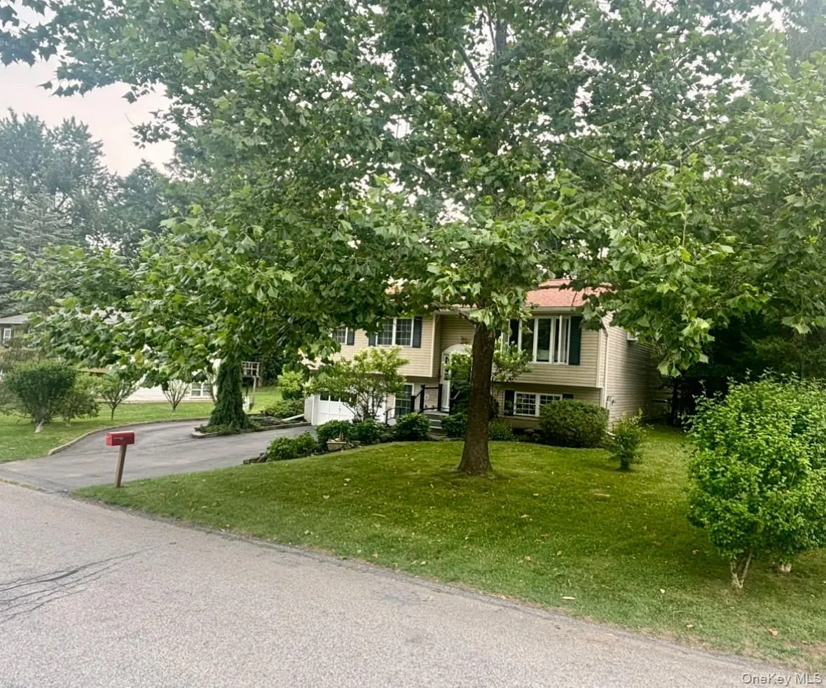 23 Hankin Loop, Poughkeepsie (town), NY, 4 Bedrooms Bedrooms, 9 Rooms Rooms,2 BathroomsBathrooms,Residential,For Rent,Hankin,0,1026736 23 Hankin Loop, Poughkeepsie (town), NY, 4 Bedrooms Bedrooms, 9 Rooms Rooms,2 BathroomsBathrooms,Residential,For Rent,Hankin,0,1026736