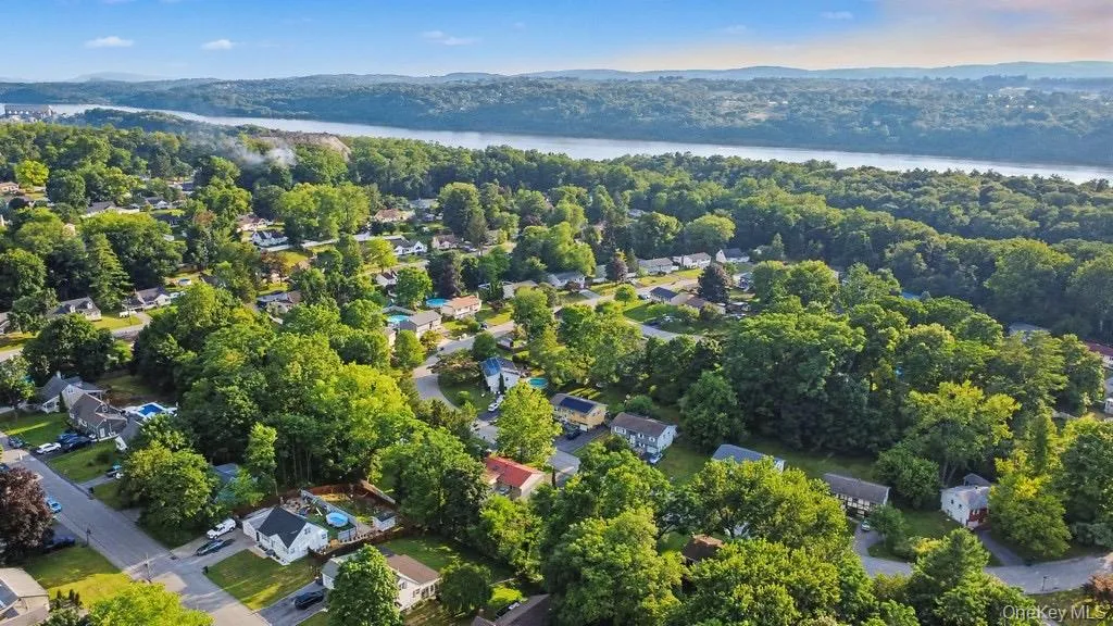 23 Hankin Loop, Poughkeepsie (town), NY, 4 Bedrooms Bedrooms, 9 Rooms Rooms,2 BathroomsBathrooms,Residential,For Rent,Hankin,0,1026736 23 Hankin Loop, Poughkeepsie (town), NY, 4 Bedrooms Bedrooms, 9 Rooms Rooms,2 BathroomsBathrooms,Residential,For Rent,Hankin,0,1026736