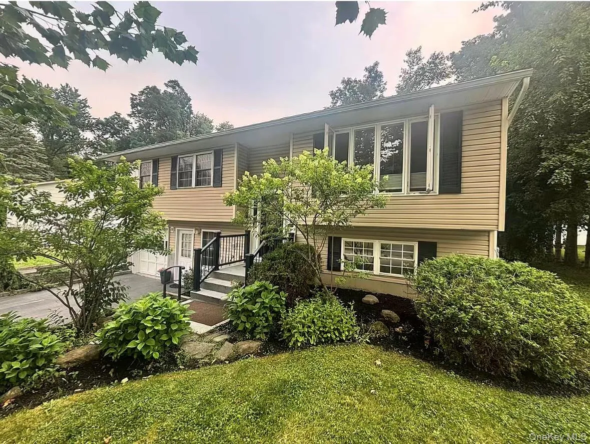 23 Hankin Loop, Poughkeepsie (town), NY, 4 Bedrooms Bedrooms, 9 Rooms Rooms,2 BathroomsBathrooms,Residential,For Rent,Hankin,0,1026736 23 Hankin Loop, Poughkeepsie (town), NY, 4 Bedrooms Bedrooms, 9 Rooms Rooms,2 BathroomsBathrooms,Residential,For Rent,Hankin,0,1026736