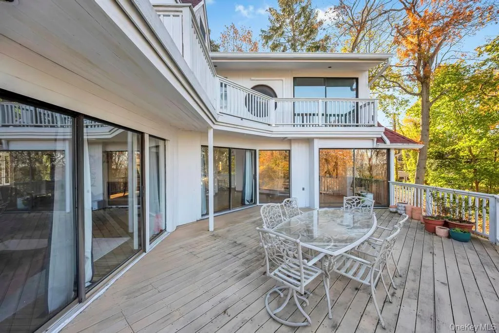 11 Buena Vista Road, Brookhaven, NY, 4 Bedrooms Bedrooms, 10 Rooms Rooms,2 BathroomsBathrooms,Residential,For Rent,Buena Vista,0,1026739 11 Buena Vista Road, Brookhaven, NY, 4 Bedrooms Bedrooms, 10 Rooms Rooms,2 BathroomsBathrooms,Residential,For Rent,Buena Vista,0,1026739