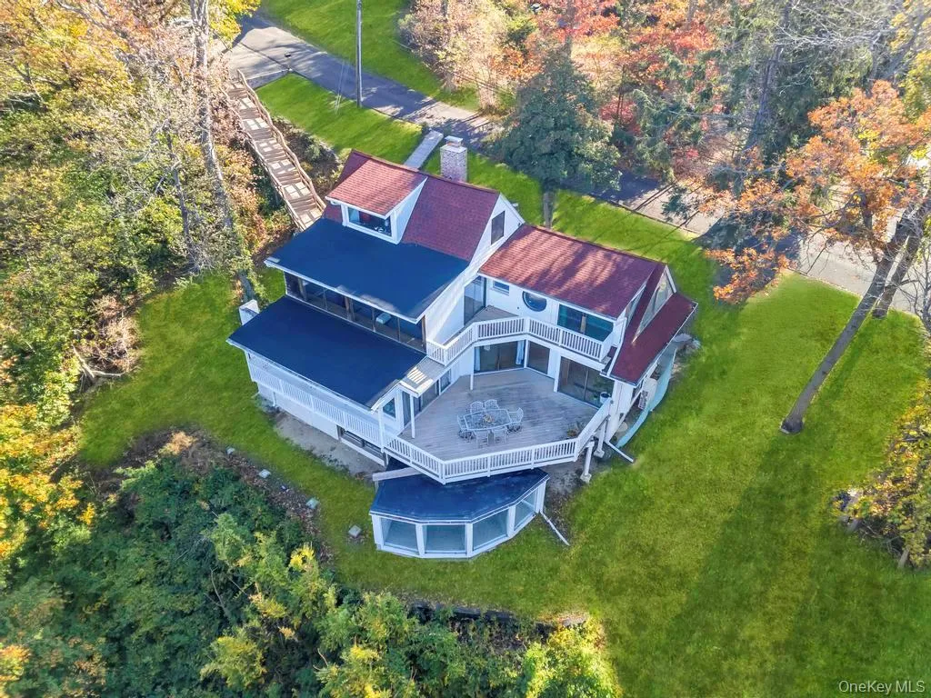 11 Buena Vista Road, Brookhaven, NY, 4 Bedrooms Bedrooms, 10 Rooms Rooms,2 BathroomsBathrooms,Residential,For Rent,Buena Vista,0,1026739 11 Buena Vista Road, Brookhaven, NY, 4 Bedrooms Bedrooms, 10 Rooms Rooms,2 BathroomsBathrooms,Residential,For Rent,Buena Vista,0,1026739