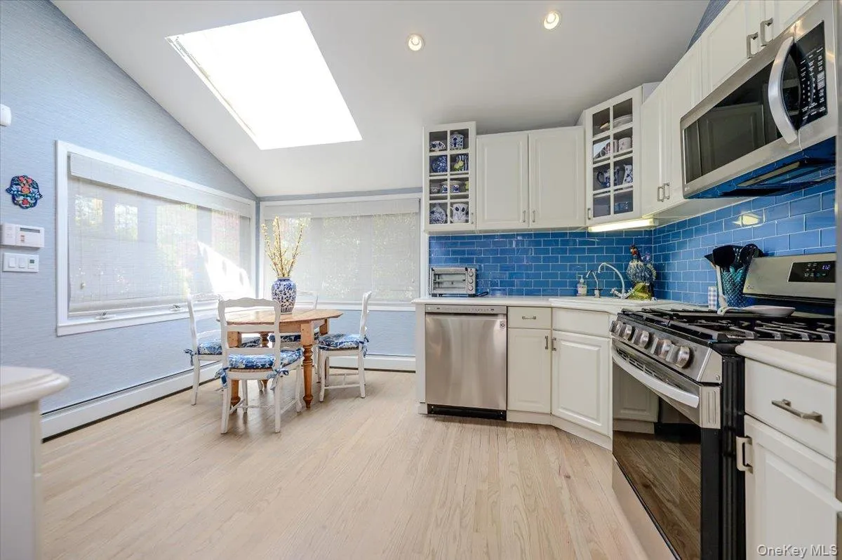 1417 Park Street, Hempstead, NY, 4 Bedrooms Bedrooms, 9 Rooms Rooms,3 BathroomsBathrooms,Residential,For Rent,Park,0,1026745 1417 Park Street, Hempstead, NY, 4 Bedrooms Bedrooms, 9 Rooms Rooms,3 BathroomsBathrooms,Residential,For Rent,Park,0,1026745