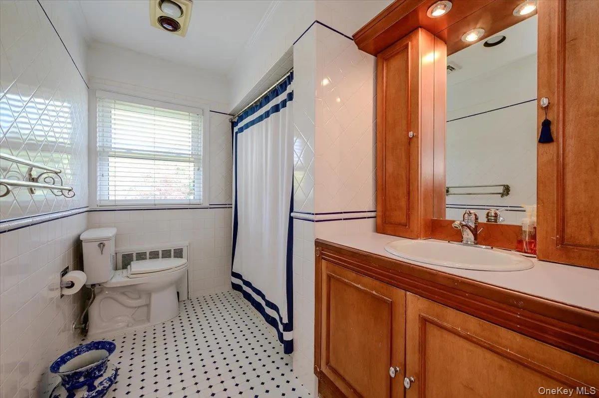 1417 Park Street, Hempstead, NY, 4 Bedrooms Bedrooms, 9 Rooms Rooms,3 BathroomsBathrooms,Residential,For Rent,Park,0,1026745 1417 Park Street, Hempstead, NY, 4 Bedrooms Bedrooms, 9 Rooms Rooms,3 BathroomsBathrooms,Residential,For Rent,Park,0,1026745