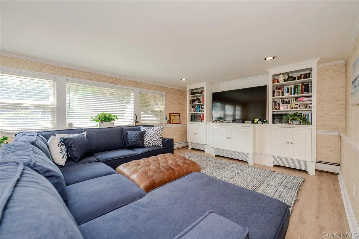 1417 Park Street, Hempstead, NY, 4 Bedrooms Bedrooms, 9 Rooms Rooms,3 BathroomsBathrooms,Residential,For Rent,Park,0,1026745 1417 Park Street, Hempstead, NY, 4 Bedrooms Bedrooms, 9 Rooms Rooms,3 BathroomsBathrooms,Residential,For Rent,Park,0,1026745