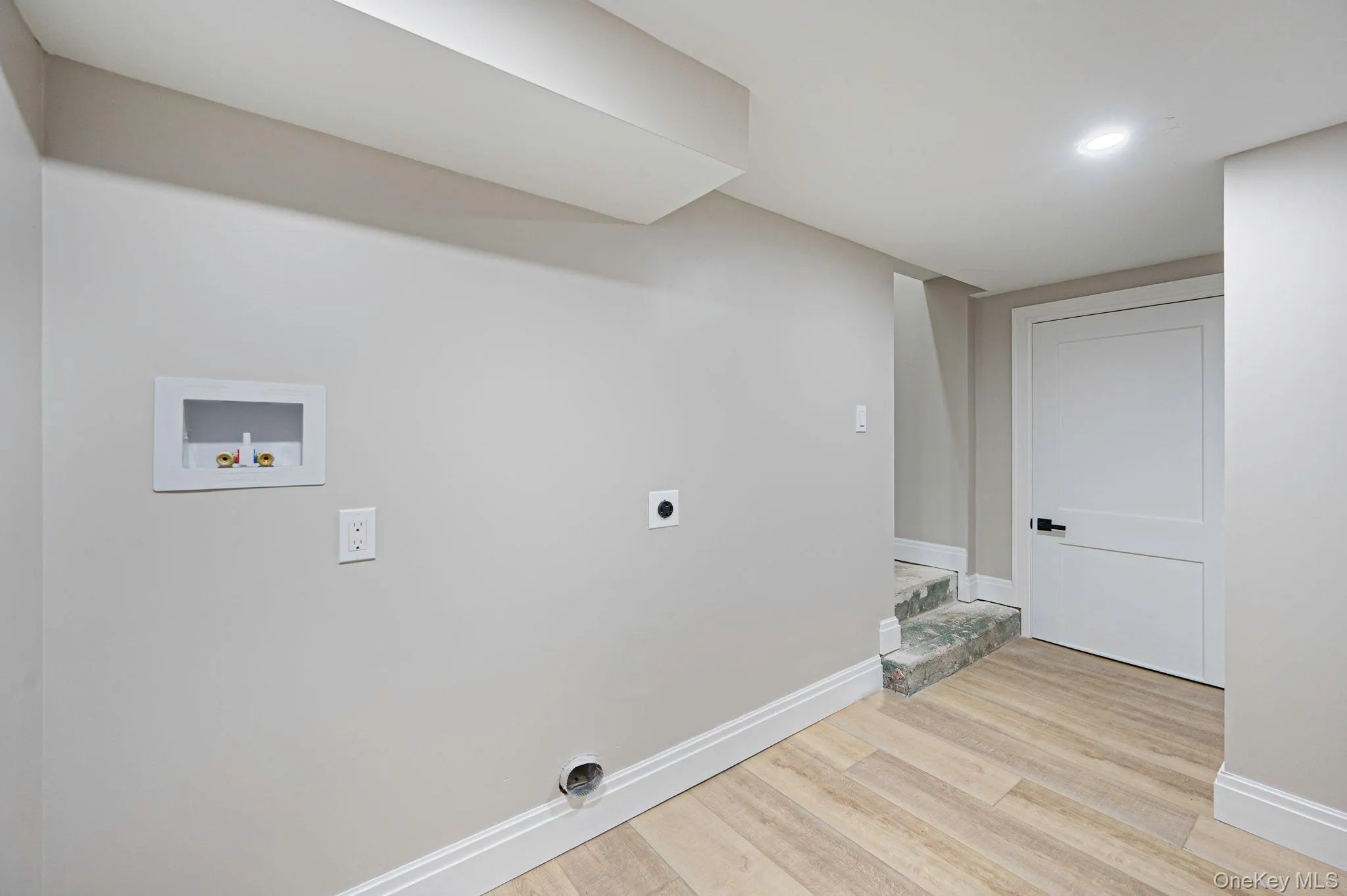 11 Mayfield, Brookhaven, NY, 3 Bedrooms Bedrooms, 6 Rooms Rooms,2 BathroomsBathrooms,Residential,For Rent,Mayfield,0,1026749 11 Mayfield, Brookhaven, NY, 3 Bedrooms Bedrooms, 6 Rooms Rooms,2 BathroomsBathrooms,Residential,For Rent,Mayfield,0,1026749