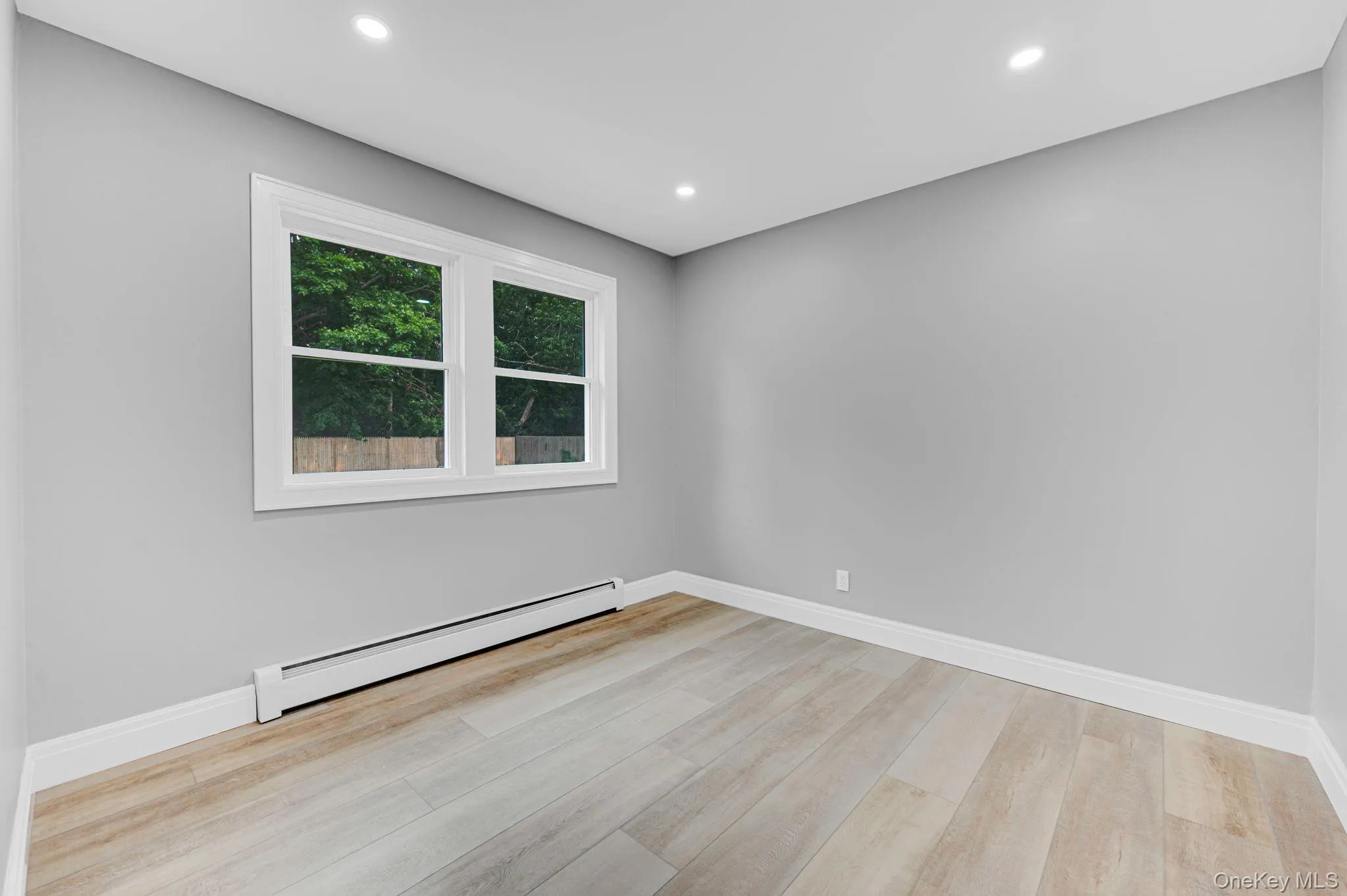 11 Mayfield, Brookhaven, NY, 3 Bedrooms Bedrooms, 6 Rooms Rooms,2 BathroomsBathrooms,Residential,For Rent,Mayfield,0,1026749 11 Mayfield, Brookhaven, NY, 3 Bedrooms Bedrooms, 6 Rooms Rooms,2 BathroomsBathrooms,Residential,For Rent,Mayfield,0,1026749