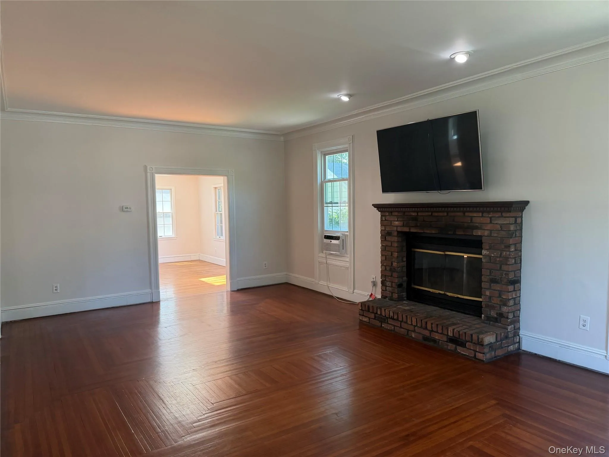 13 Walnut Street, Oyster Bay, NY, 3 Bedrooms Bedrooms, 8 Rooms Rooms,2 BathroomsBathrooms,Residential Lease,For Rent,Walnut,0,1026754 13 Walnut Street, Oyster Bay, NY, 3 Bedrooms Bedrooms, 8 Rooms Rooms,2 BathroomsBathrooms,Residential Lease,For Rent,Walnut,0,1026754