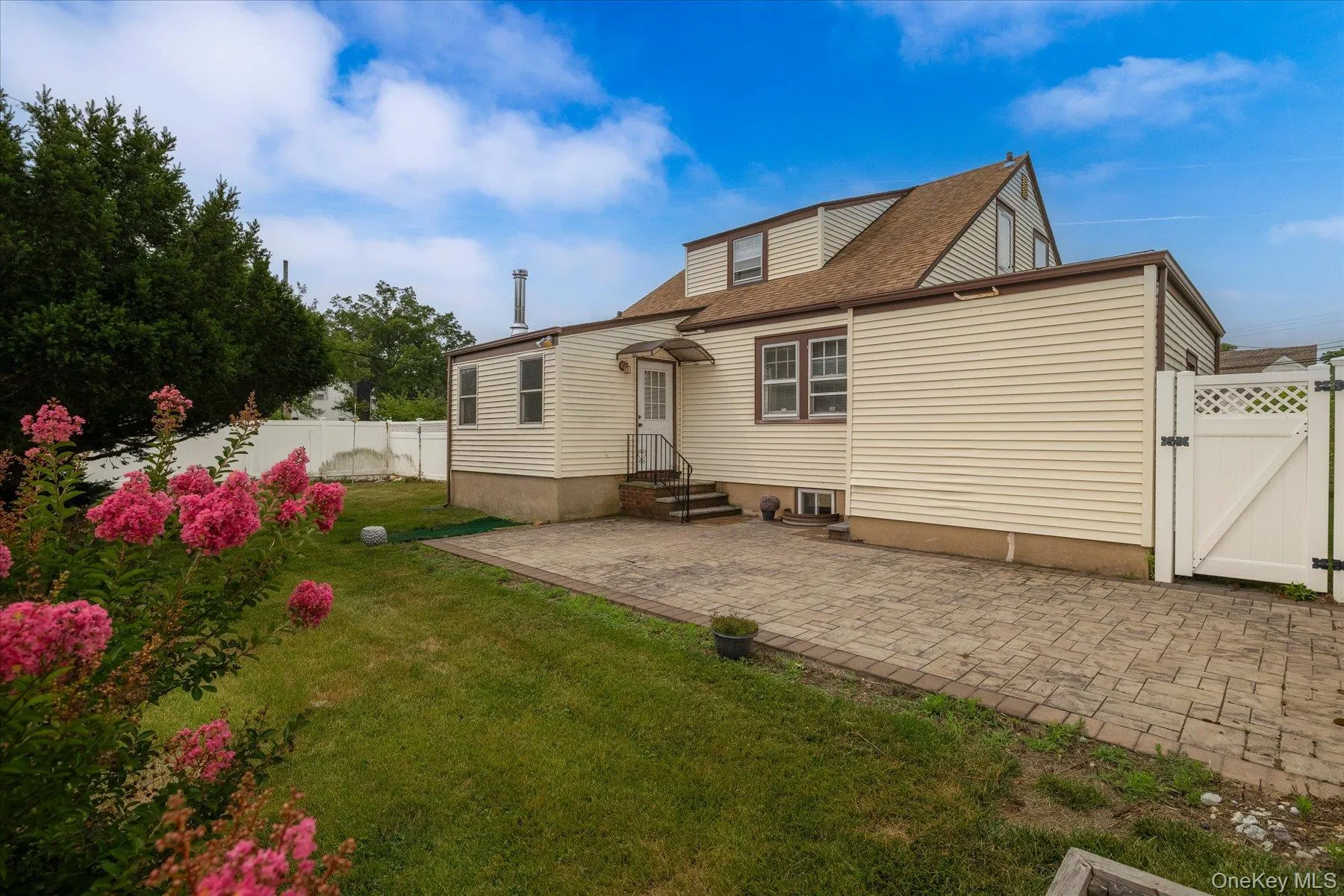 1503 Paul Street, Hempstead, NY, 4 Bedrooms Bedrooms, 8 Rooms Rooms,2 BathroomsBathrooms,Residential,For Rent,Paul,0,1026758 1503 Paul Street, Hempstead, NY, 4 Bedrooms Bedrooms, 8 Rooms Rooms,2 BathroomsBathrooms,Residential,For Rent,Paul,0,1026758