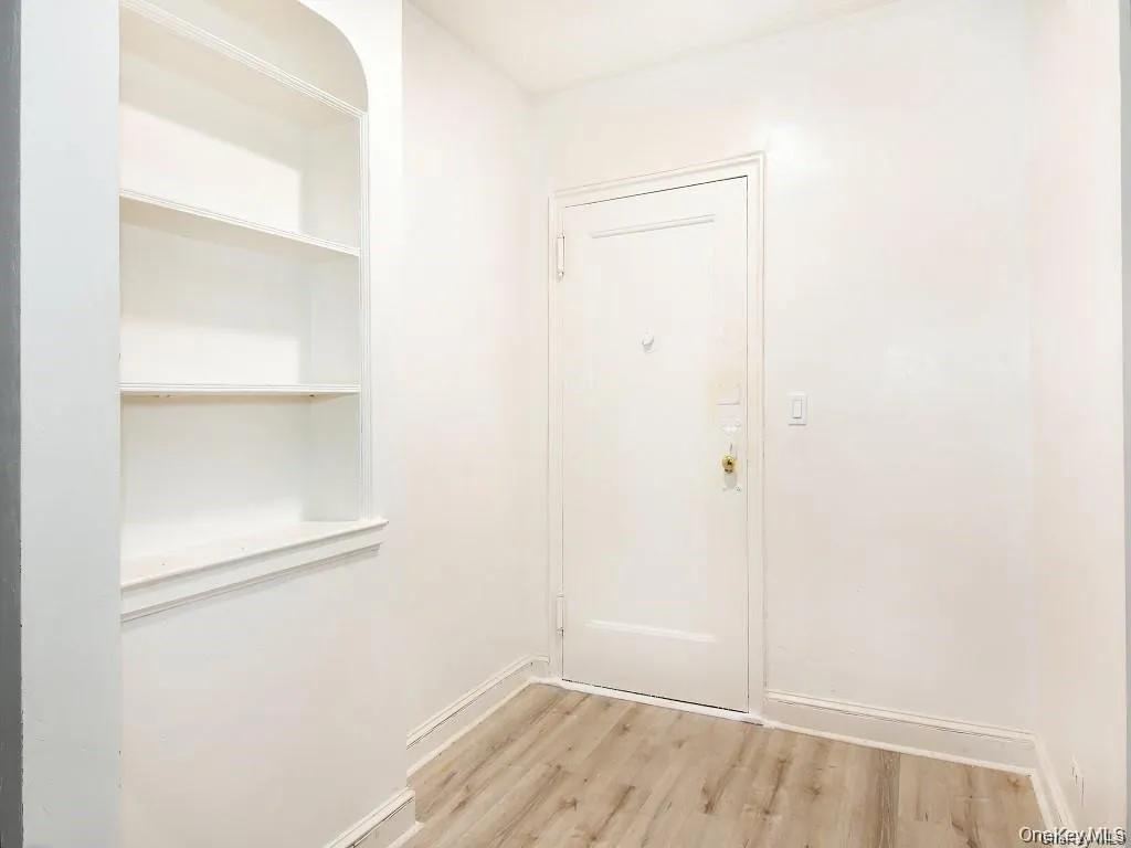 2191 Bolton St, New York, NY, 3 Rooms Rooms,1 BathroomBathrooms,Residential,For Rent,Bolton St,0,1026759 2191 Bolton St, New York, NY, 3 Rooms Rooms,1 BathroomBathrooms,Residential,For Rent,Bolton St,0,1026759