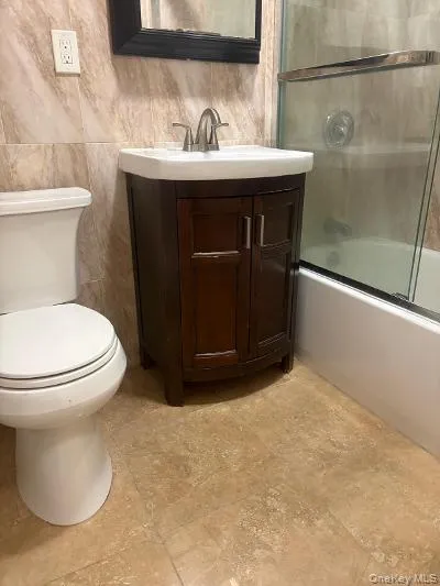 20310 Murdock Avenue, New York, NY, 3 Bedrooms Bedrooms, 6 Rooms Rooms,1 BathroomBathrooms,Residential Lease,For Rent,Murdock,0,1026761 20310 Murdock Avenue, New York, NY, 3 Bedrooms Bedrooms, 6 Rooms Rooms,1 BathroomBathrooms,Residential Lease,For Rent,Murdock,0,1026761