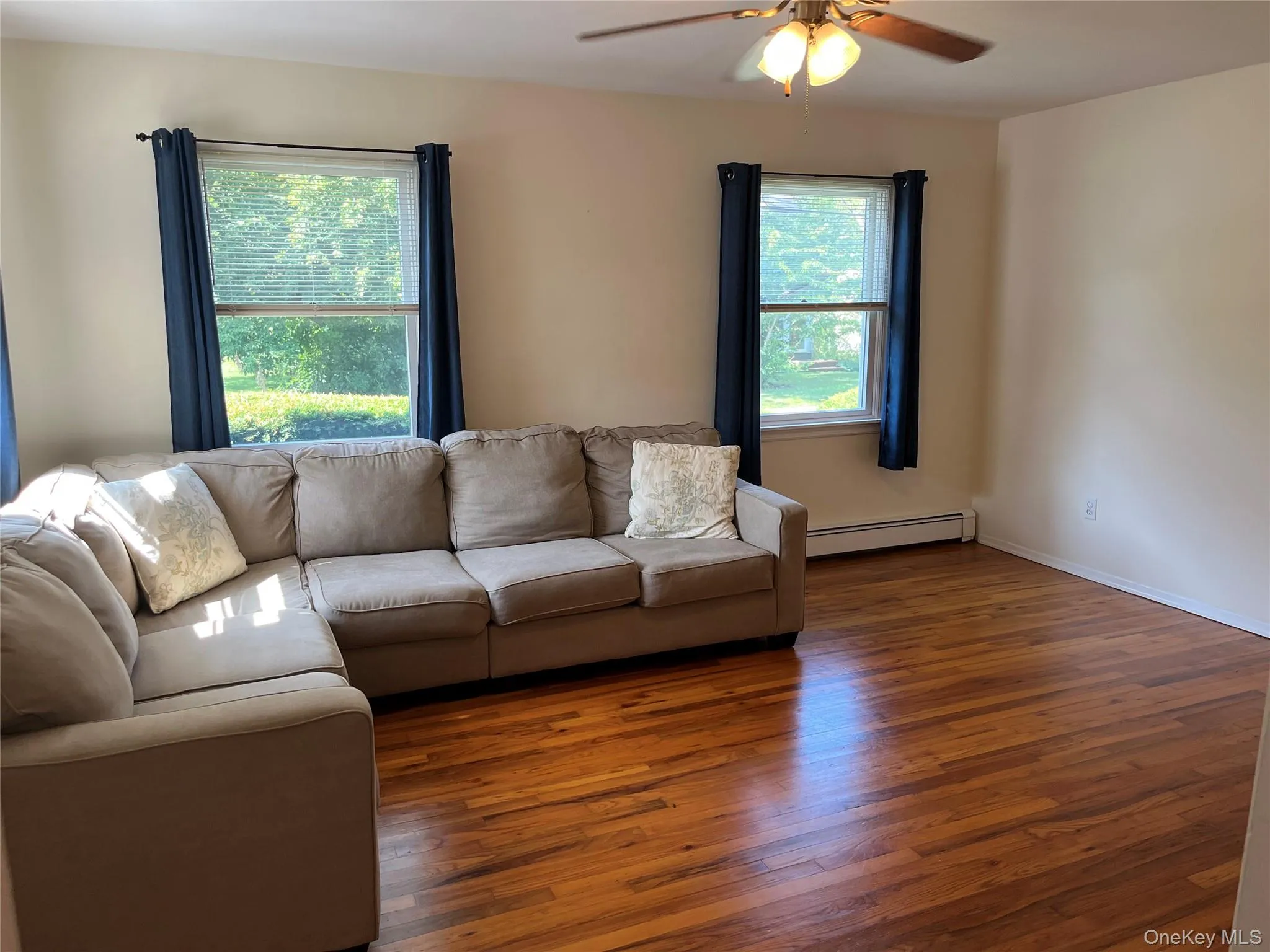 15 Cedar Street, Babylon, NY, 2 Bedrooms Bedrooms, 6 Rooms Rooms,2 BathroomsBathrooms,Residential,For Rent,Cedar,0,1026763 15 Cedar Street, Babylon, NY, 2 Bedrooms Bedrooms, 6 Rooms Rooms,2 BathroomsBathrooms,Residential,For Rent,Cedar,0,1026763