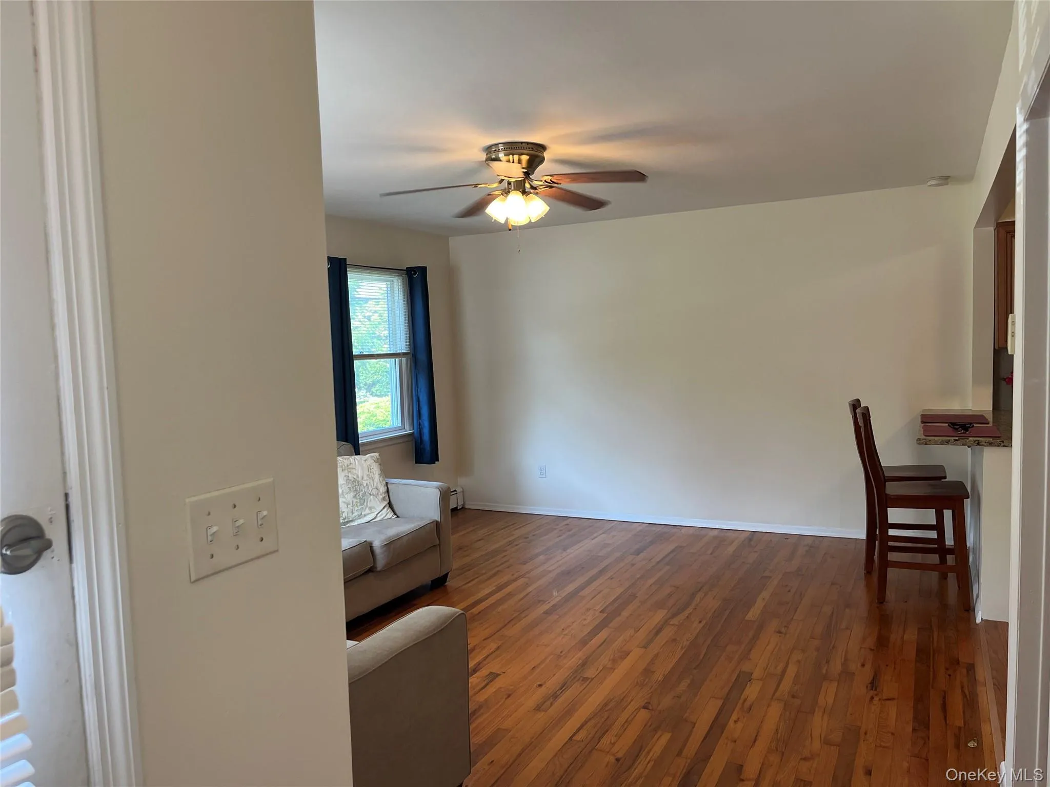 15 Cedar Street, Babylon, NY, 2 Bedrooms Bedrooms, 6 Rooms Rooms,2 BathroomsBathrooms,Residential,For Rent,Cedar,0,1026763 15 Cedar Street, Babylon, NY, 2 Bedrooms Bedrooms, 6 Rooms Rooms,2 BathroomsBathrooms,Residential,For Rent,Cedar,0,1026763