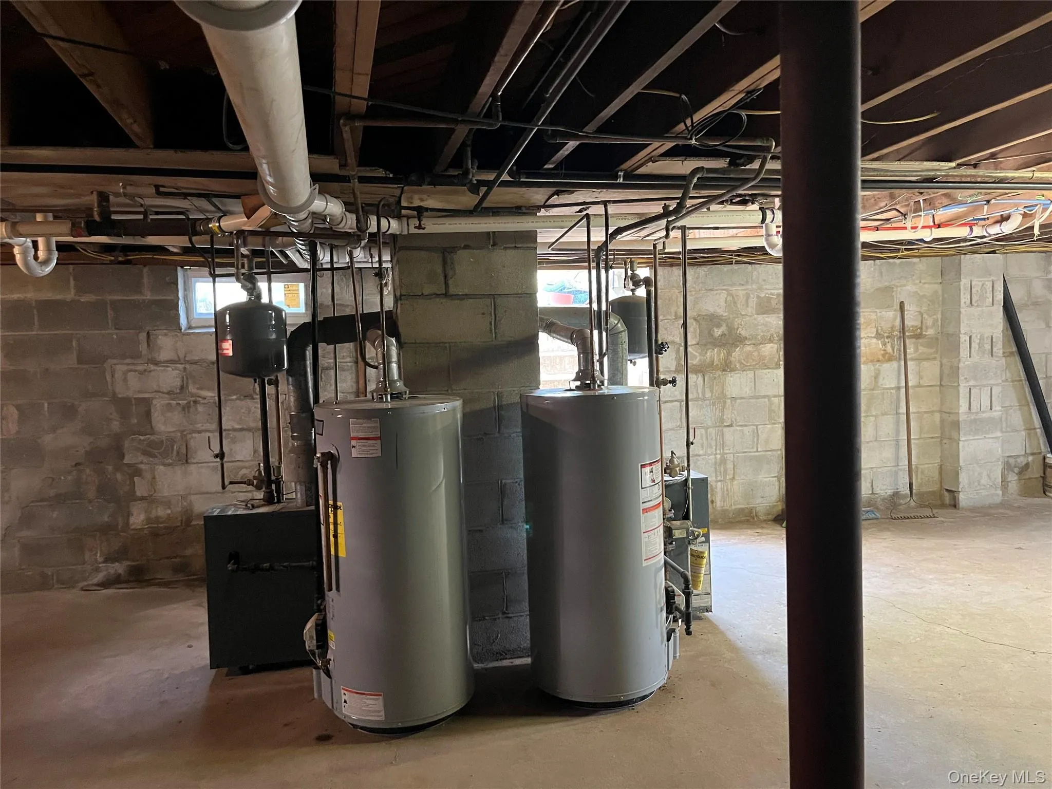 15 Cedar Street, Babylon, NY, 2 Bedrooms Bedrooms, 6 Rooms Rooms,2 BathroomsBathrooms,Residential,For Rent,Cedar,0,1026763 15 Cedar Street, Babylon, NY, 2 Bedrooms Bedrooms, 6 Rooms Rooms,2 BathroomsBathrooms,Residential,For Rent,Cedar,0,1026763