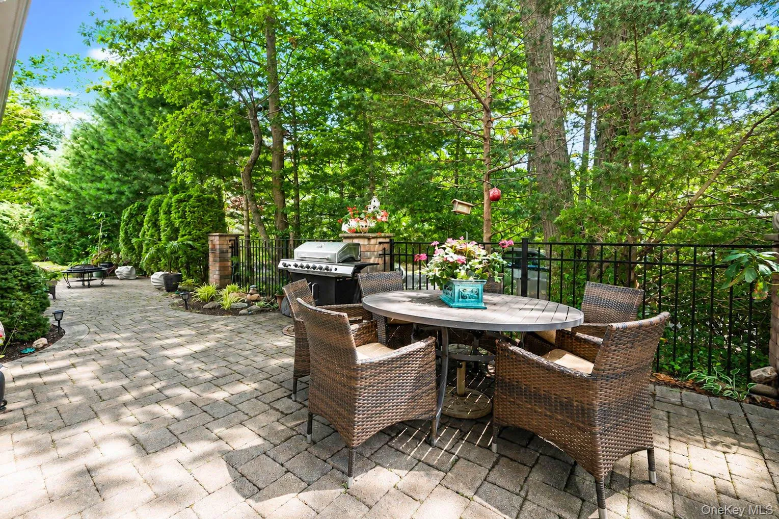 45 Reeves Road, Brookhaven, NY, 5 Bedrooms Bedrooms, 9 Rooms Rooms,2 BathroomsBathrooms,Residential,For Rent,Reeves,0,1026764 45 Reeves Road, Brookhaven, NY, 5 Bedrooms Bedrooms, 9 Rooms Rooms,2 BathroomsBathrooms,Residential,For Rent,Reeves,0,1026764
